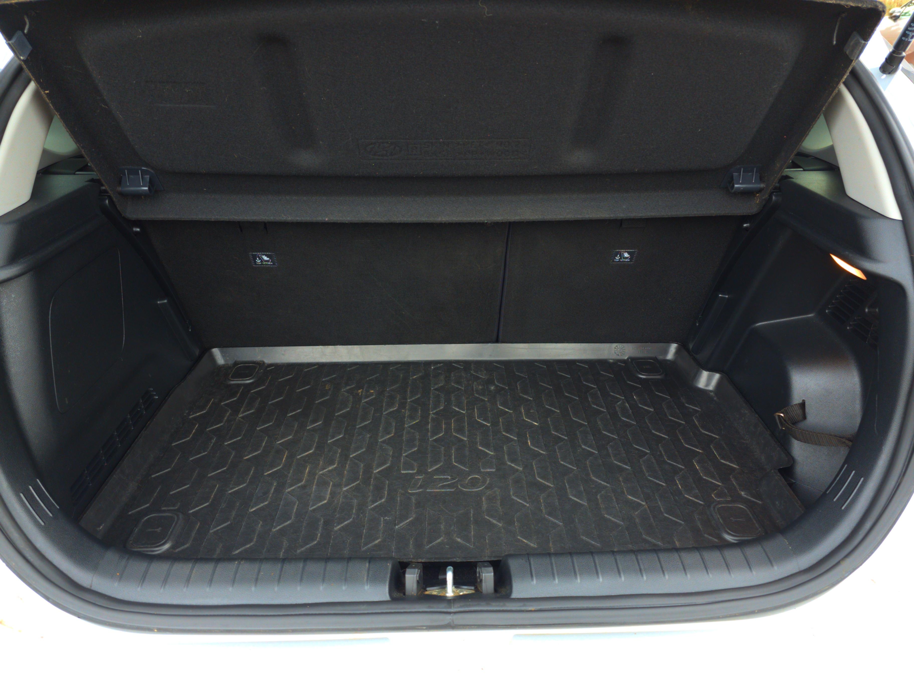 HYUNDAI i20 1.0 T-GDi 100 Hybrid 48V Intuitive - Véhicule Occasion - Océane Auto HYUNDAI i20 1.0 T-GDi 100 Hybrid 48V Intuitive - Véhicule Occasion Océane Auto