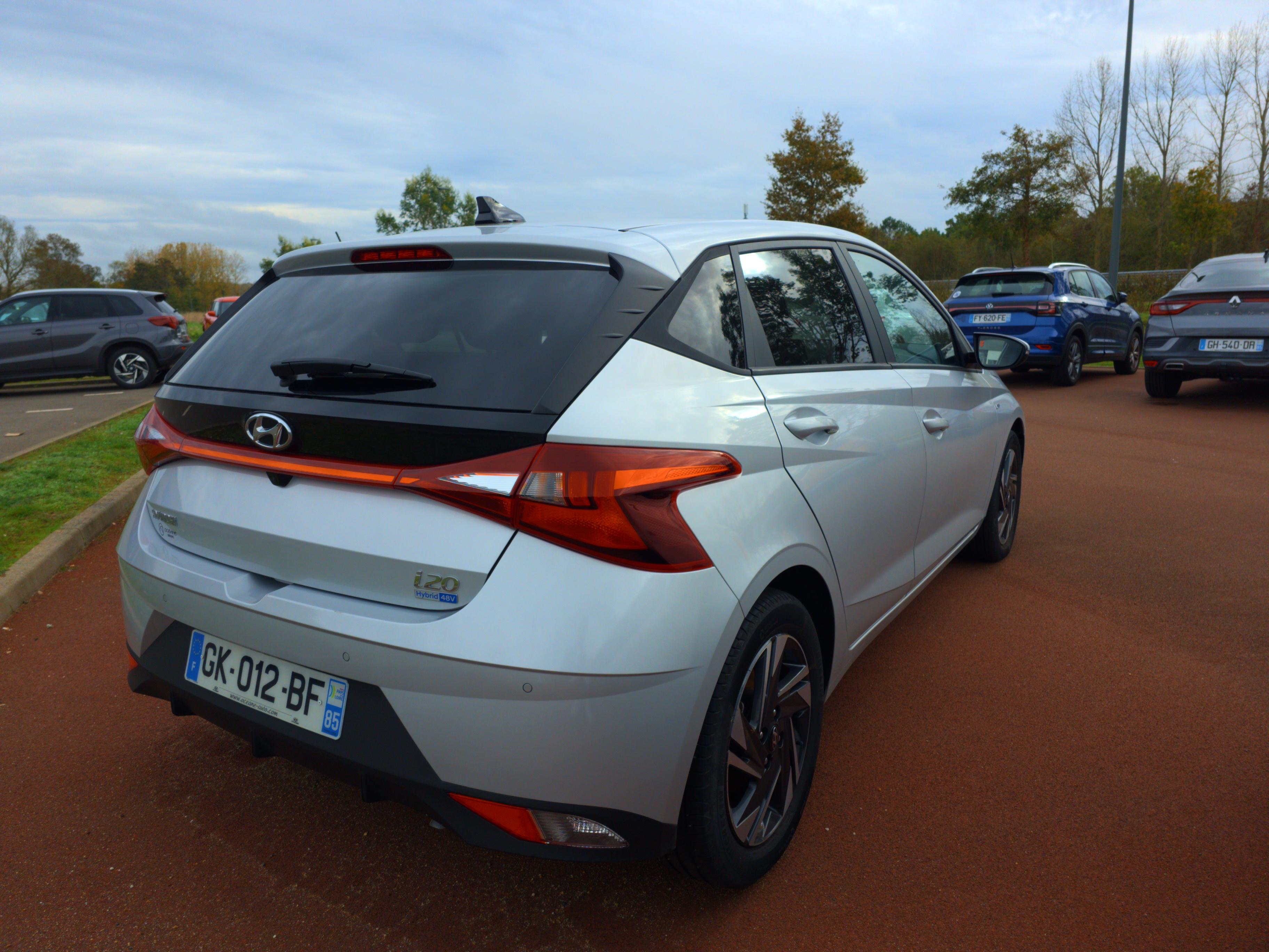 HYUNDAI i20 1.0 T-GDi 100 Hybrid 48V Intuitive - Véhicule Occasion - Océane Auto HYUNDAI i20 1.0 T-GDi 100 Hybrid 48V Intuitive - Véhicule Occasion Océane Auto