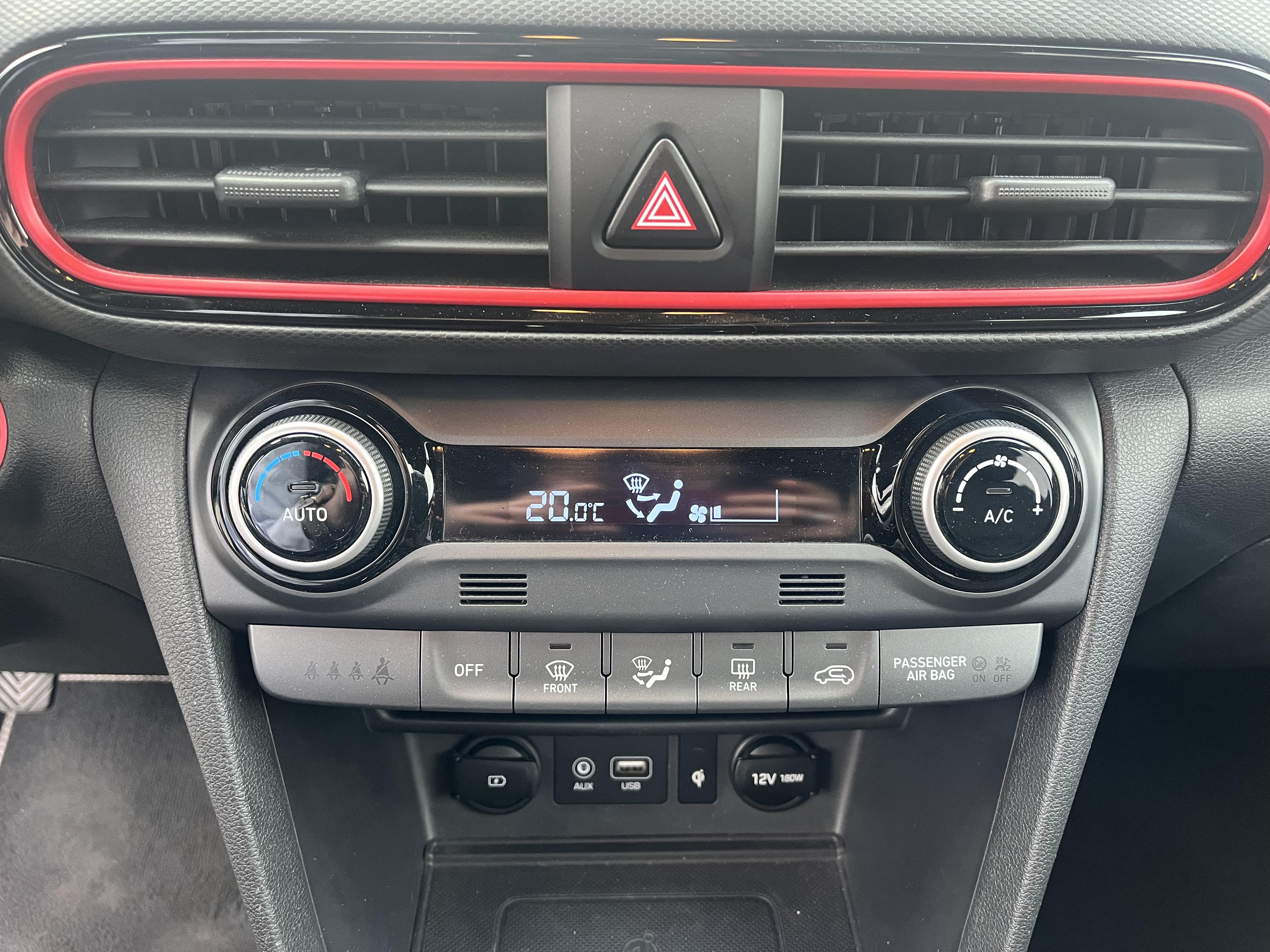 HYUNDAI Kona 1.0 T-GDi 120 Executive - Véhicule Occasion - Océane Auto HYUNDAI Kona 1.0 T-GDi 120 Executive - Véhicule Occasion Océane Auto