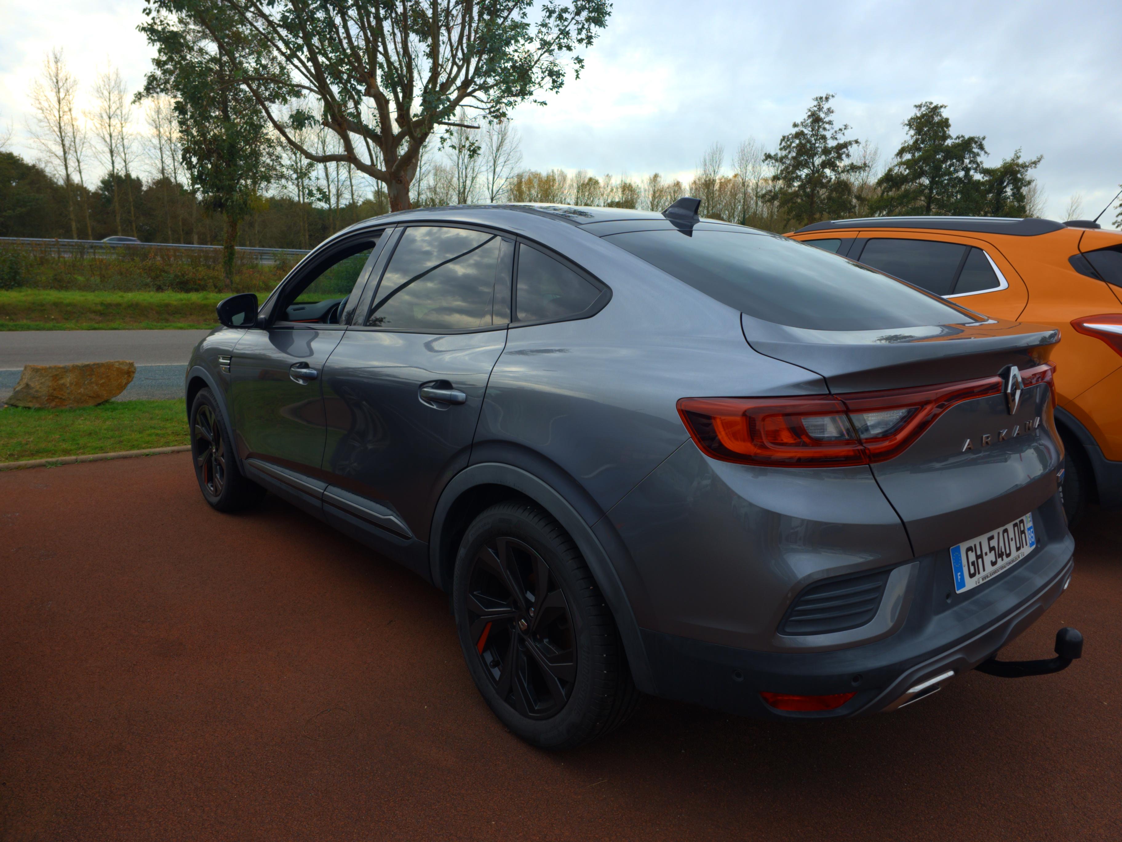 RENAULT Arkana E-Tech 145 - 21B R.S. Line - Véhicule Occasion - Océane Auto RENAULT Arkana E-Tech 145 - 21B R.S. Line - Véhicule Occasion Océane Auto