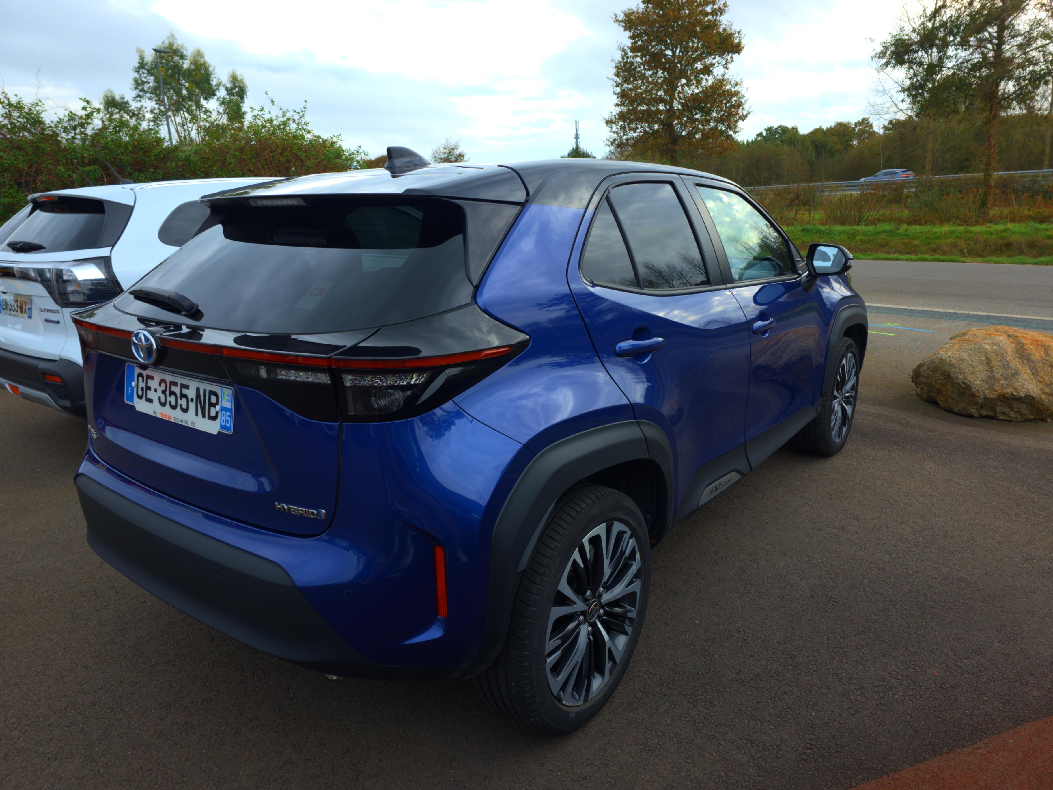 TOYOTA Yaris Cross Hybride 116h 2WD Collection - Véhicule Occasion - Océane Auto TOYOTA Yaris Cross Hybride 116h 2WD Collection - Véhicule Occasion Océane Auto