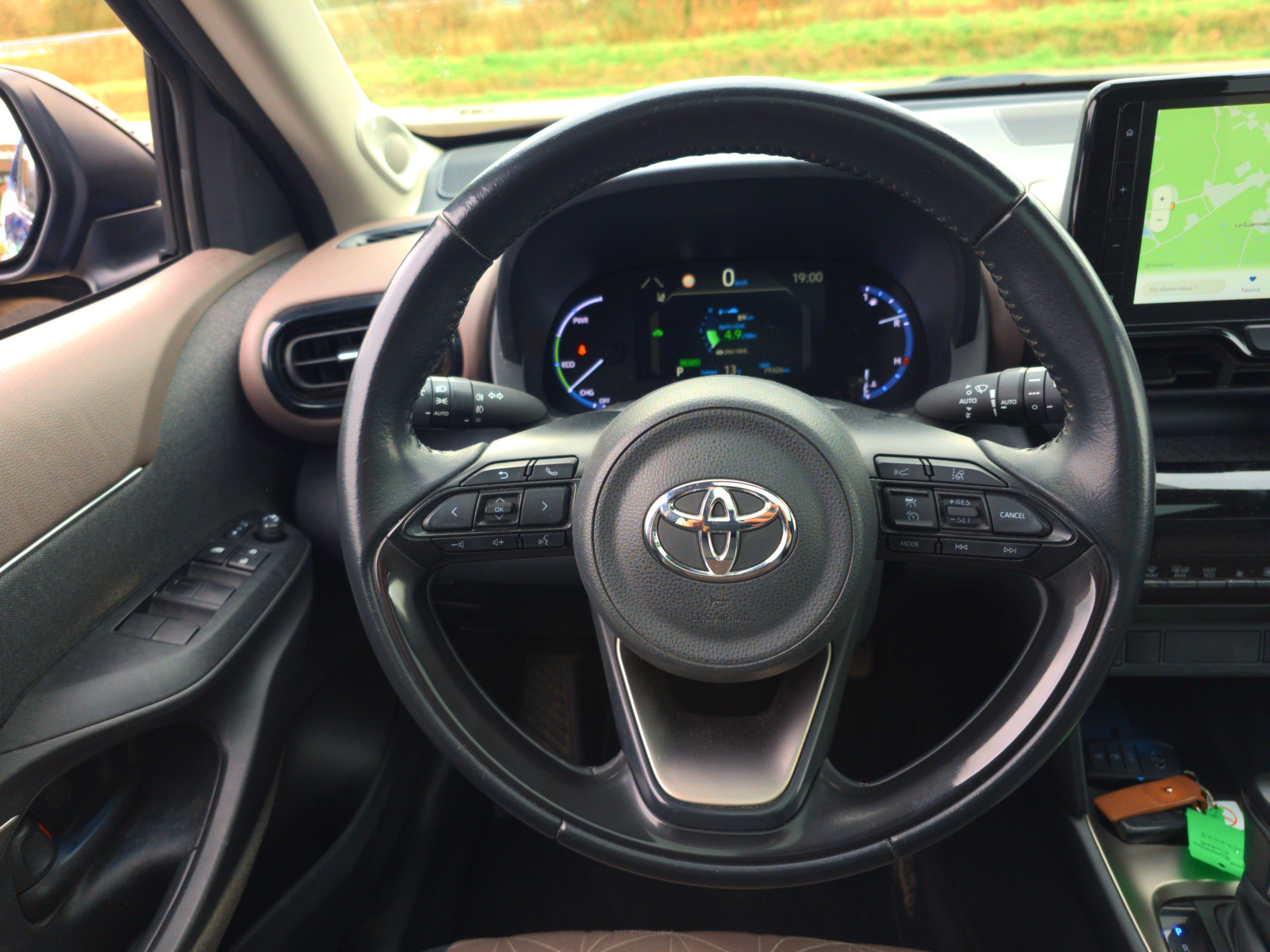 TOYOTA Yaris Cross Hybride 116h 2WD Collection - Véhicule Occasion - Océane Auto TOYOTA Yaris Cross Hybride 116h 2WD Collection - Véhicule Occasion Océane Auto