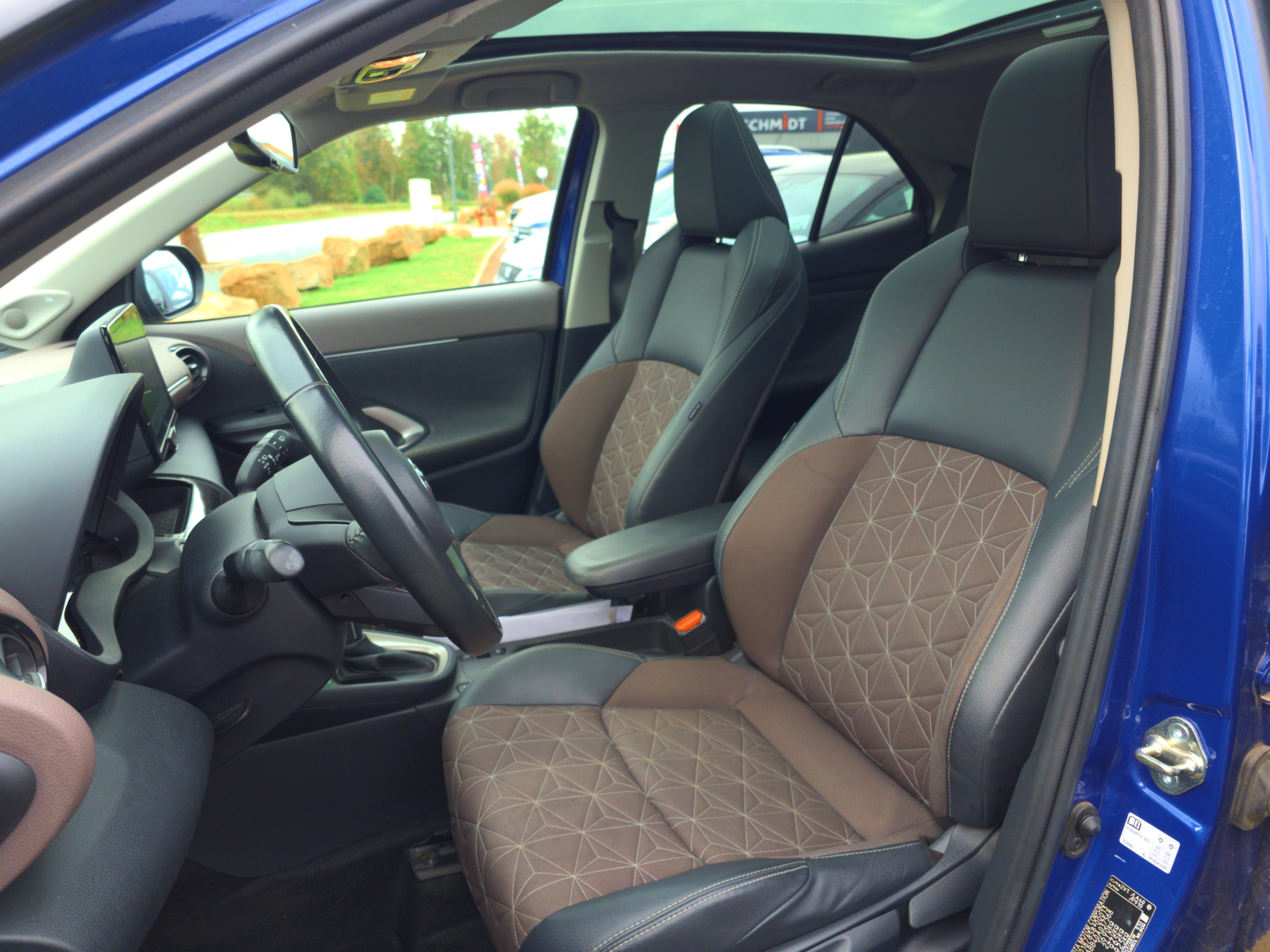 TOYOTA Yaris Cross Hybride 116h 2WD Collection - Véhicule Occasion - Océane Auto TOYOTA Yaris Cross Hybride 116h 2WD Collection - Véhicule Occasion Océane Auto