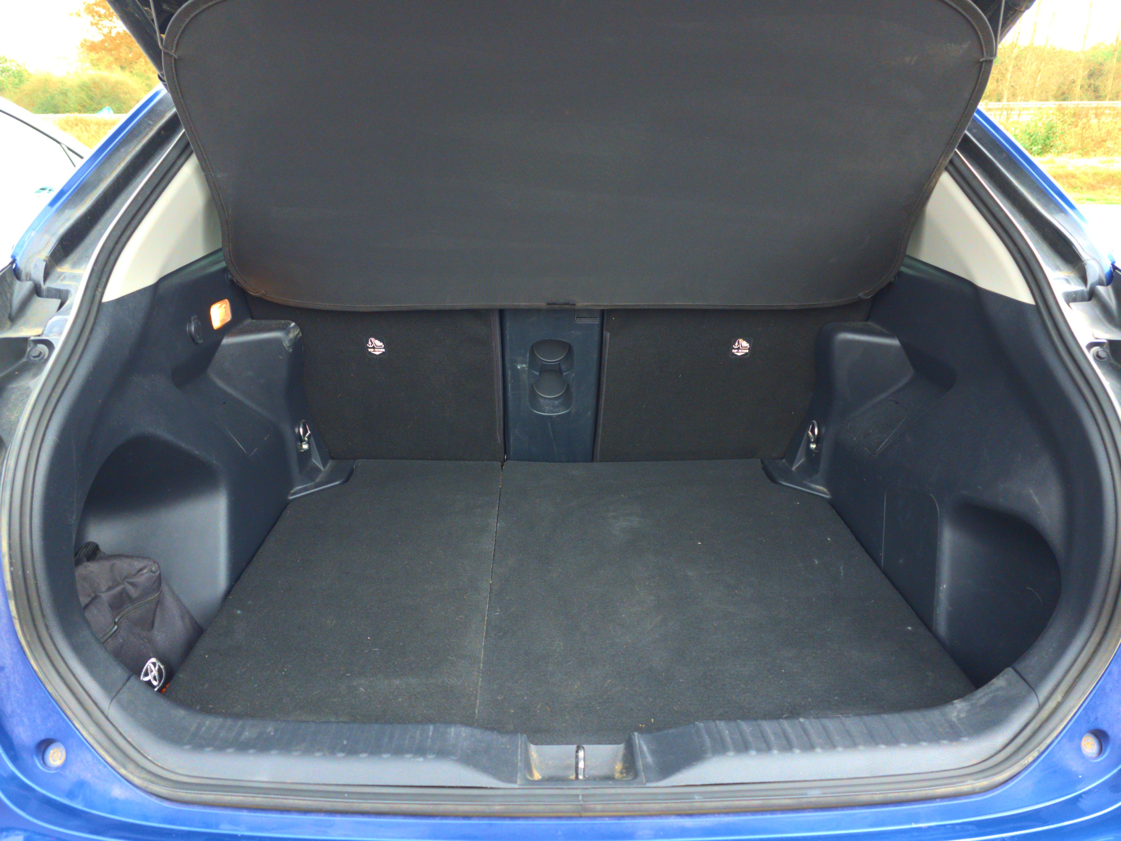 TOYOTA Yaris Cross Hybride 116h 2WD Collection - Véhicule Occasion - Océane Auto TOYOTA Yaris Cross Hybride 116h 2WD Collection - Véhicule Occasion Océane Auto