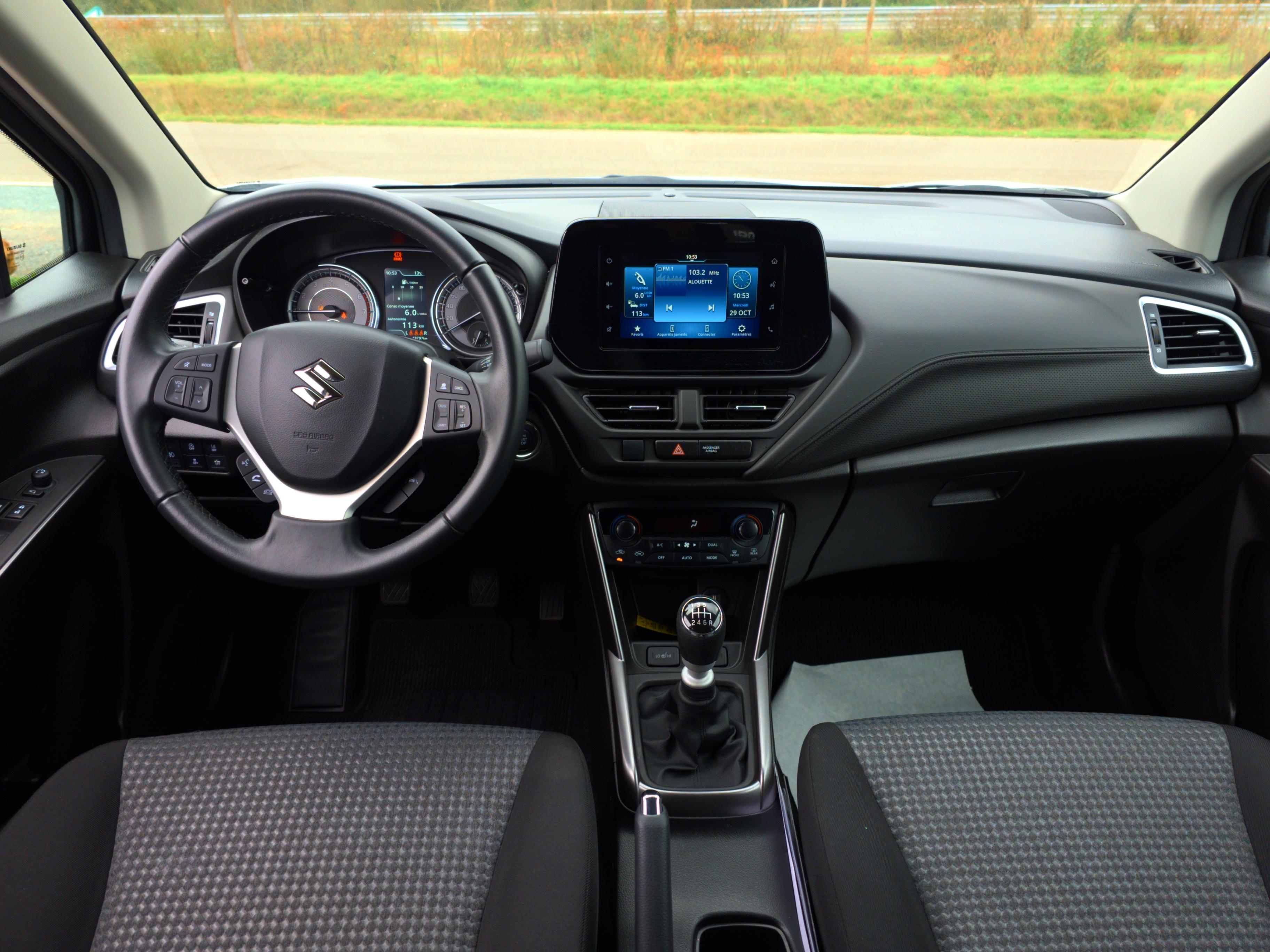 SUZUKI S-Cross 1.4 Boosterjet Hybrid Privilège - Véhicule Occasion - Océane Auto SUZUKI S-Cross 1.4 Boosterjet Hybrid Privilège - Véhicule Occasion Océane Auto