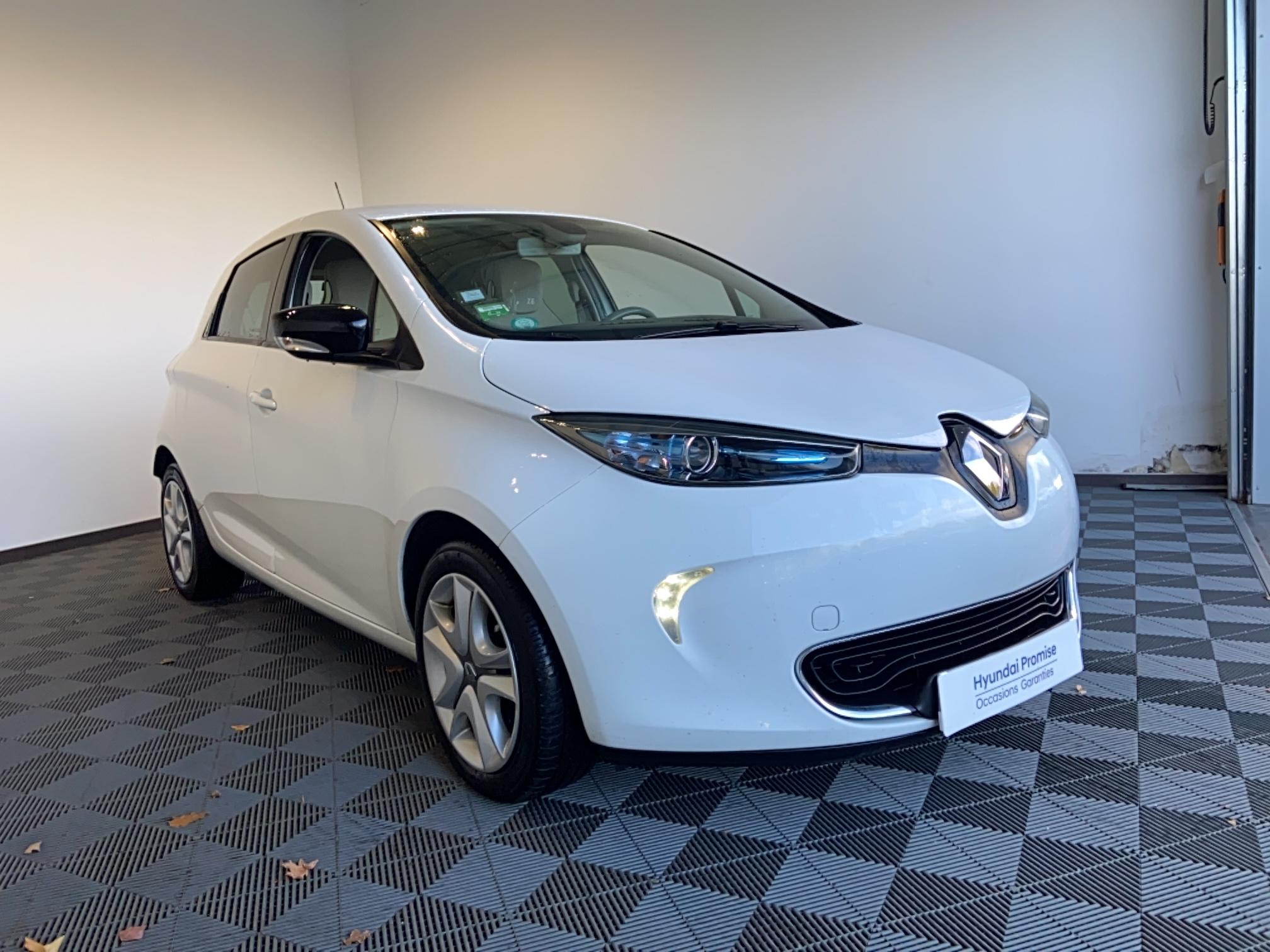 RENAULT Zoe Intens Gamme 2017 - Véhicule Occasion - Océane Auto RENAULT Zoe Intens Gamme 2017 - Véhicule Occasion Océane Auto