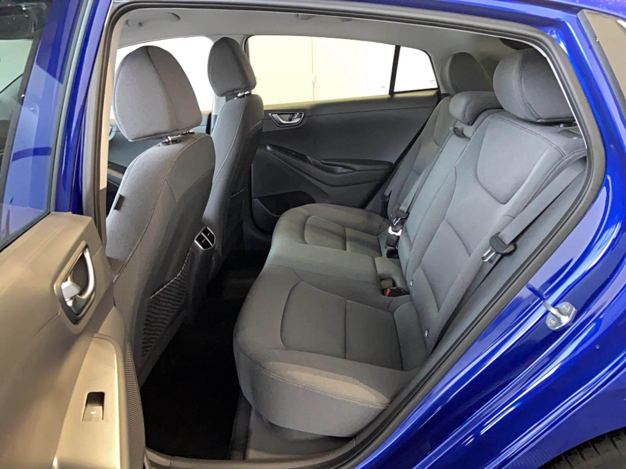 HYUNDAI Ioniq Electric 136 ch Creative - Véhicule Occasion - Océane Auto HYUNDAI Ioniq Electric 136 ch Creative - Véhicule Occasion Océane Auto
