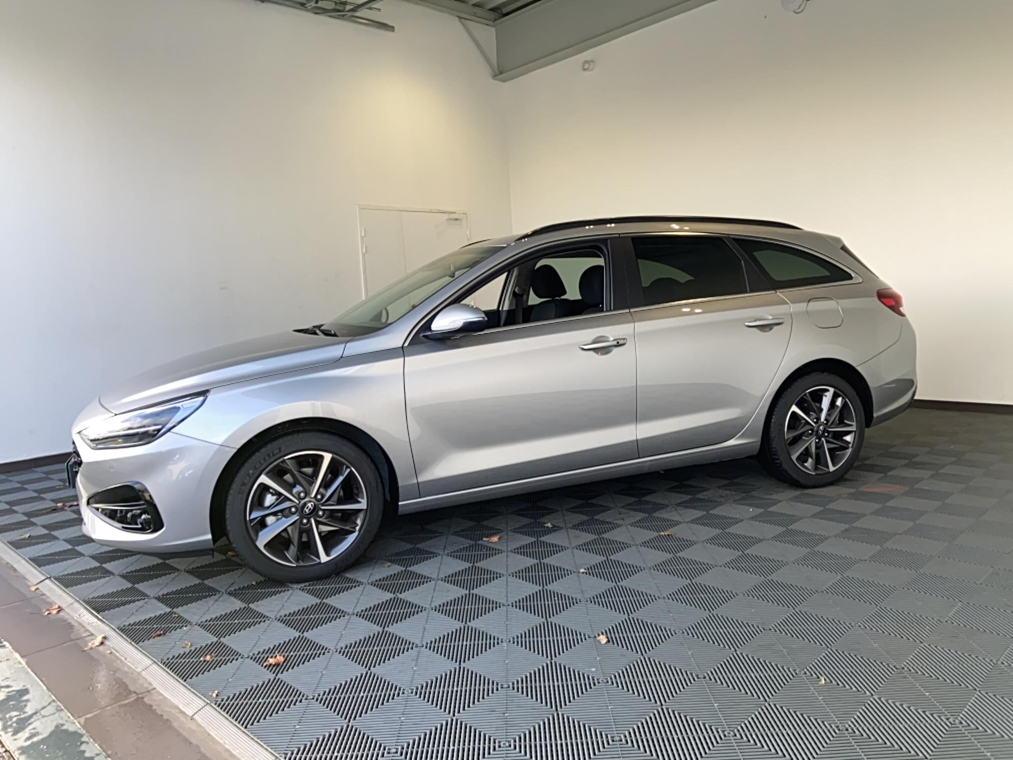 HYUNDAI i30 SW 1.0 T-GDi 100 DCT-7 Creative - Véhicule Occasion - Océane Auto HYUNDAI i30 SW 1.0 T-GDi 100 DCT-7 Creative - Véhicule Occasion Océane Auto