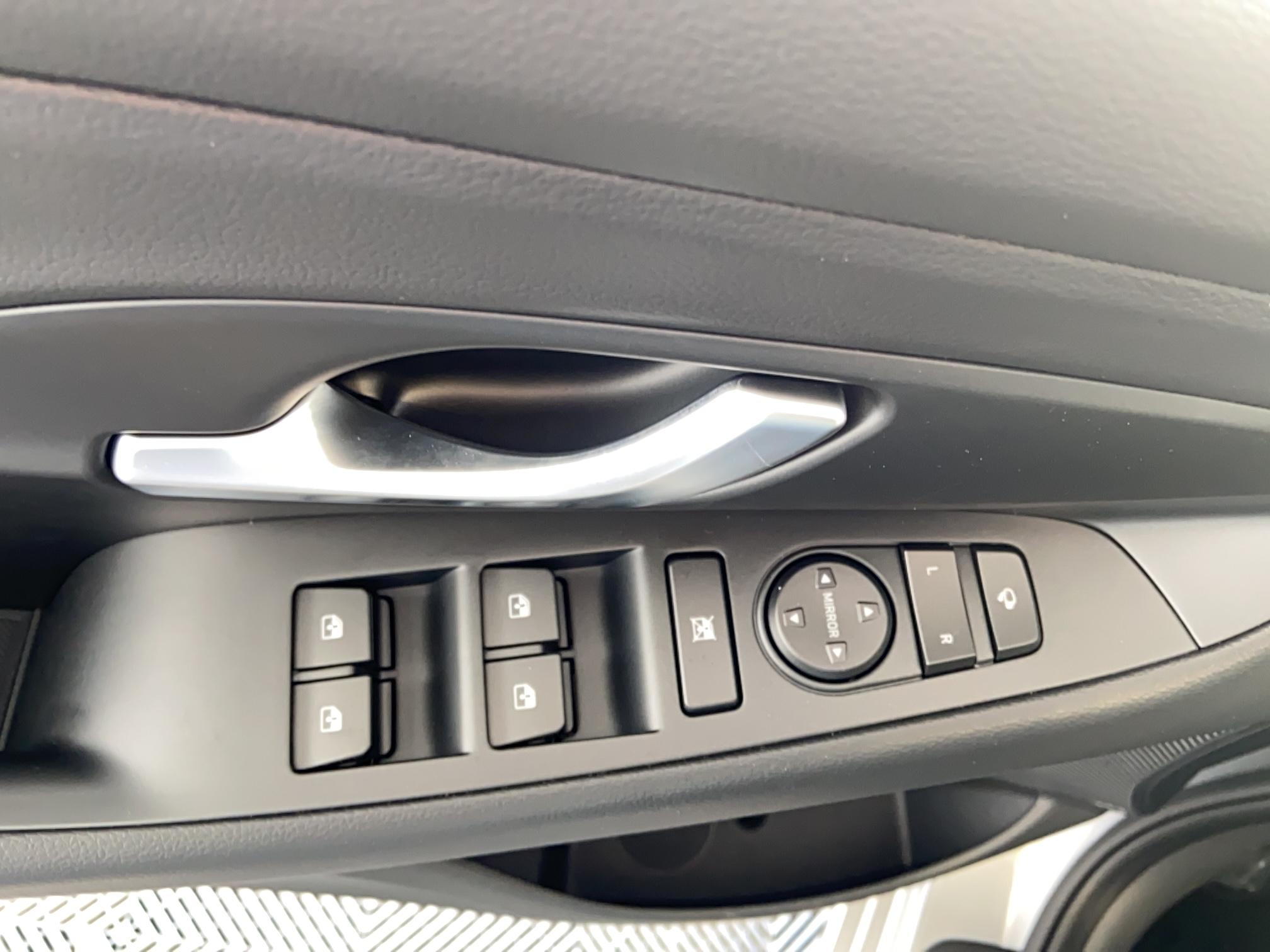 HYUNDAI i30 SW 1.0 T-GDi 100 DCT-7 Creative - Véhicule Occasion - Océane Auto HYUNDAI i30 SW 1.0 T-GDi 100 DCT-7 Creative - Véhicule Occasion Océane Auto