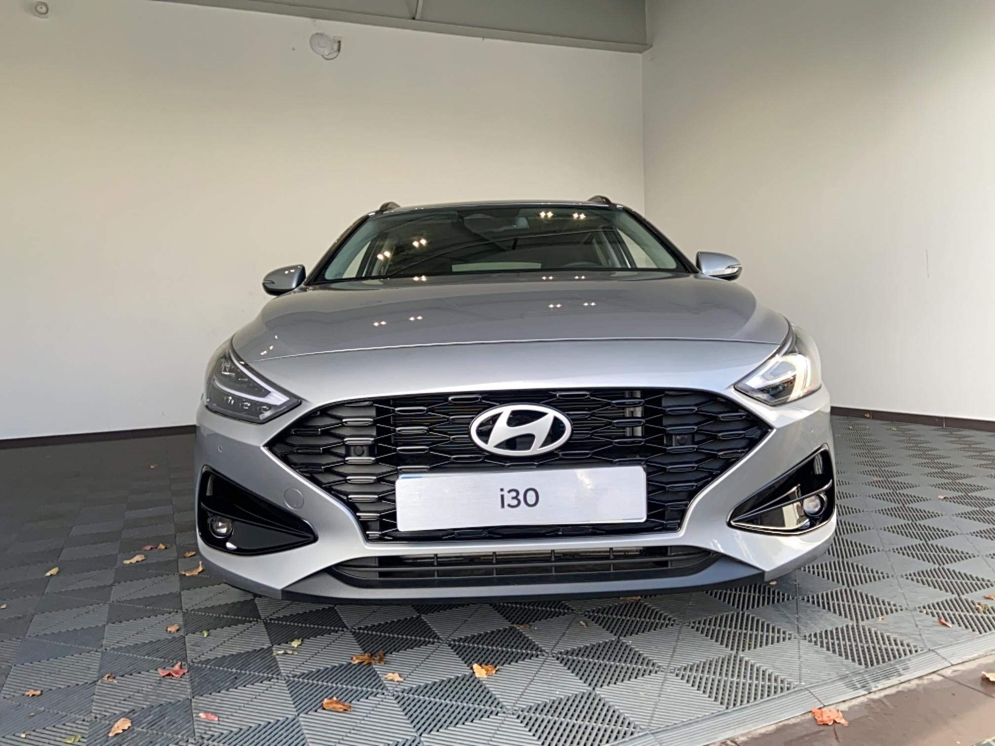 HYUNDAI i30 SW 1.0 T-GDi 100 DCT-7 Creative - Véhicule Occasion - Océane Auto HYUNDAI i30 SW 1.0 T-GDi 100 DCT-7 Creative - Véhicule Occasion Océane Auto