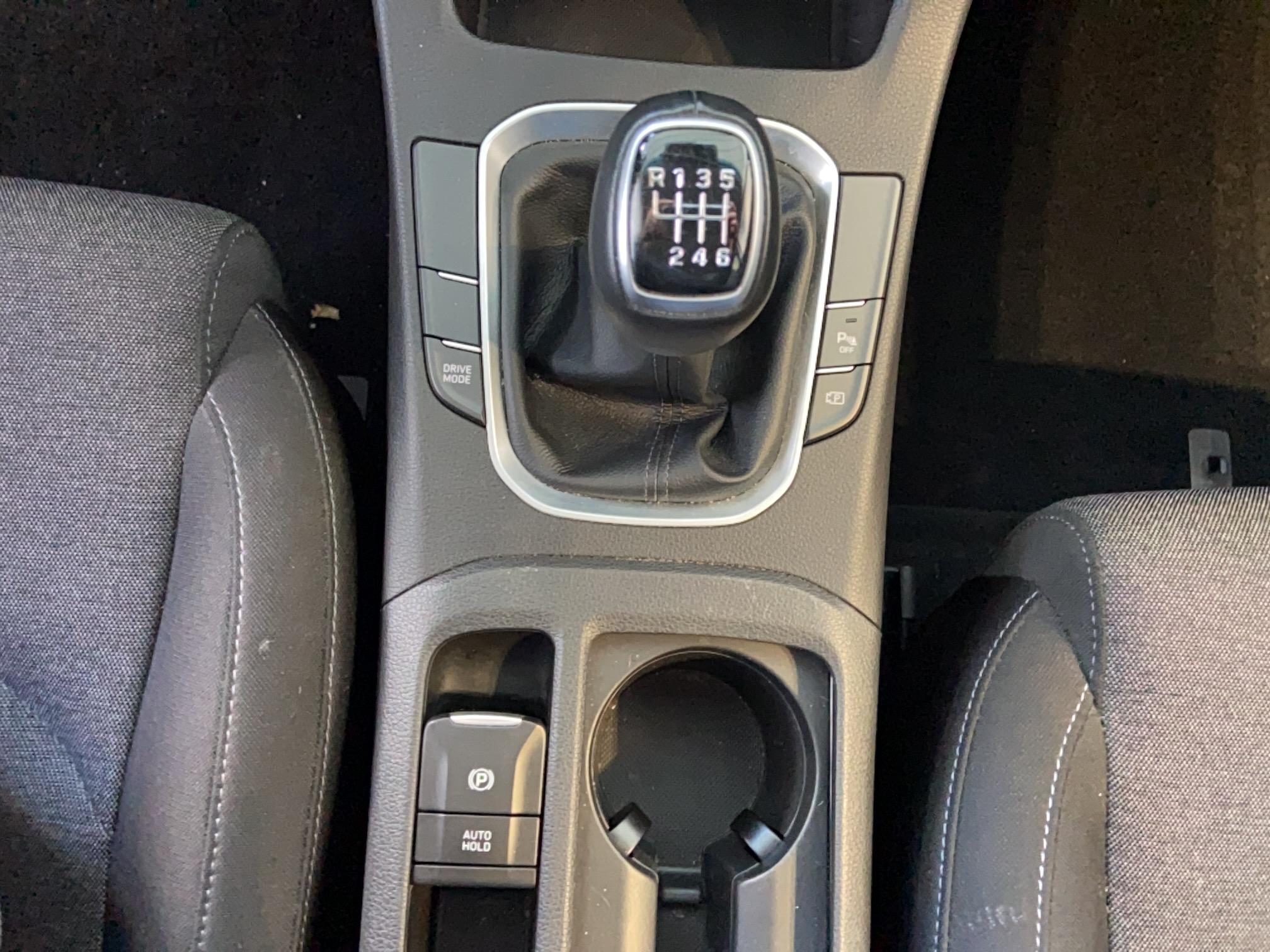HYUNDAI i30 1.0 T-GDi 120 iBVM6 Hybrid 48V Creative - Véhicule Occasion - Océane Auto HYUNDAI i30 1.0 T-GDi 120 iBVM6 Hybrid 48V Creative - Véhicule Occasion Océane Auto