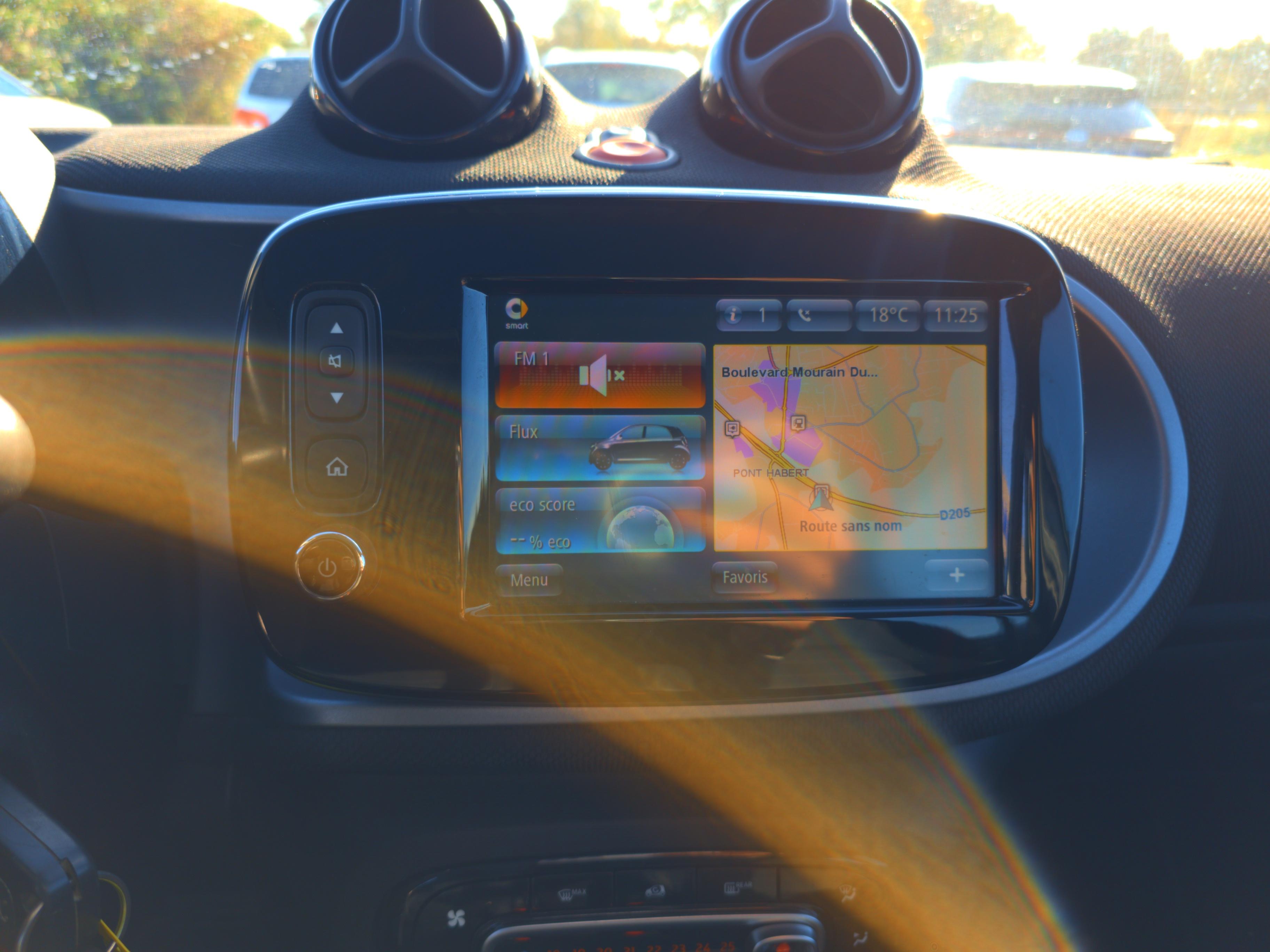 SMART Forfour 82 ch Electrique BVA1 Prime - Véhicule Occasion - Océane Auto SMART Forfour 82 ch Electrique BVA1 Prime - Véhicule Occasion Océane Auto