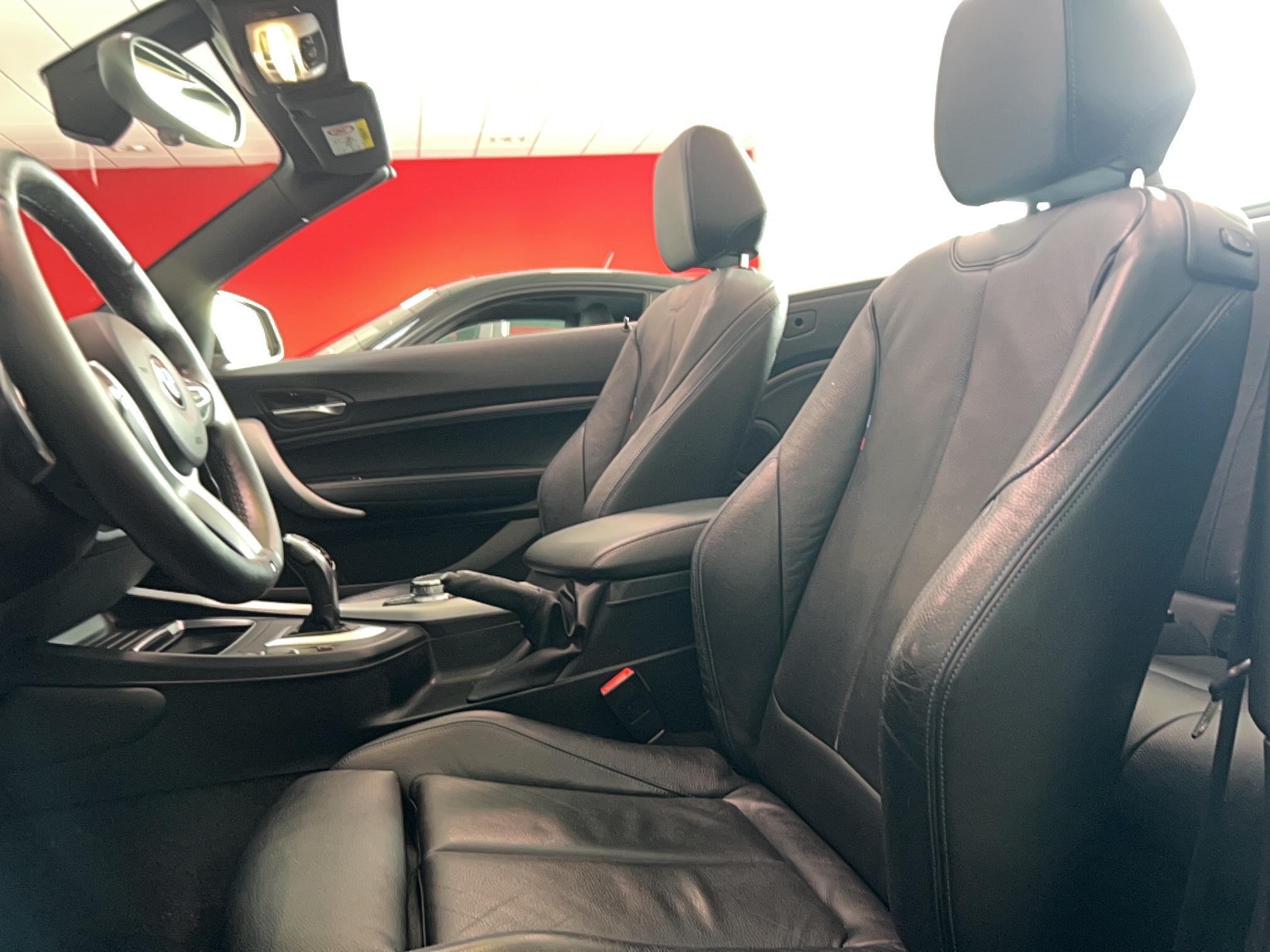 BMW Cabriolet 220i 184 ch M Sport A - Véhicule Occasion - Océane Auto BMW Cabriolet 220i 184 ch M Sport A - Véhicule Occasion Océane Auto