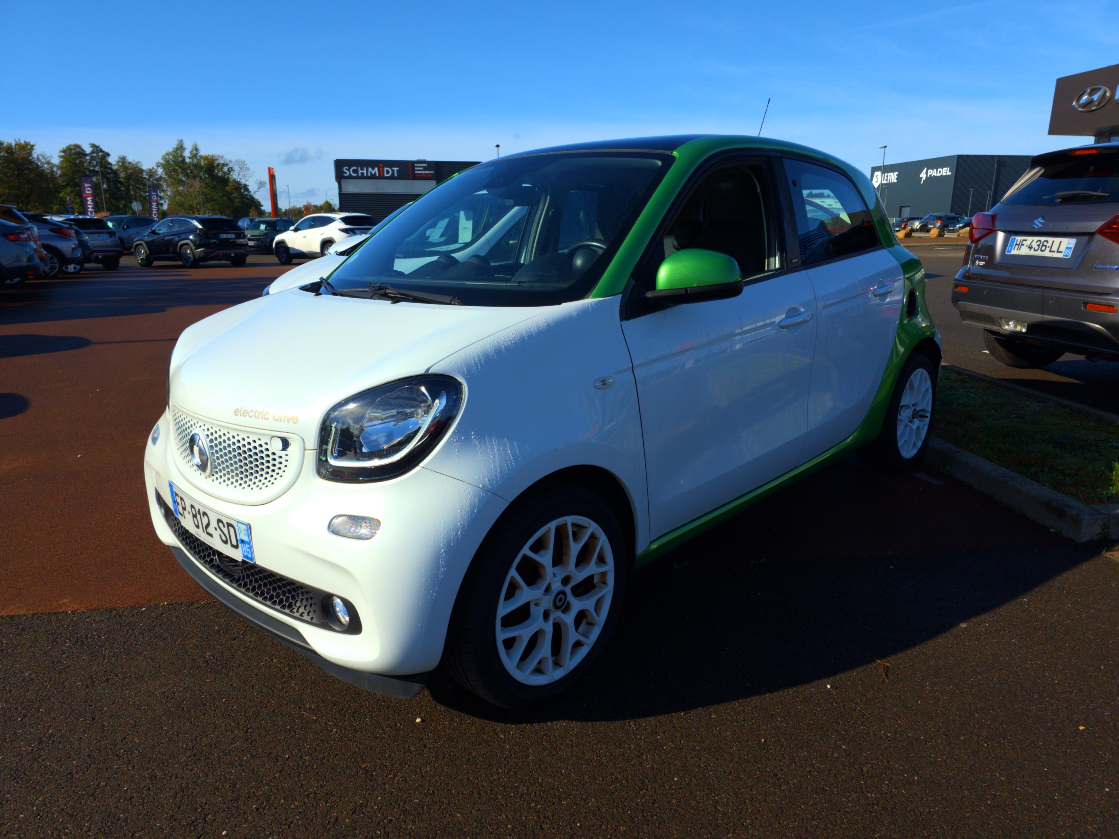 SMART Forfour 82 ch Electrique BVA1 Prime - Véhicule Occasion - Océane Auto SMART Forfour 82 ch Electrique BVA1 Prime - Véhicule Occasion Océane Auto