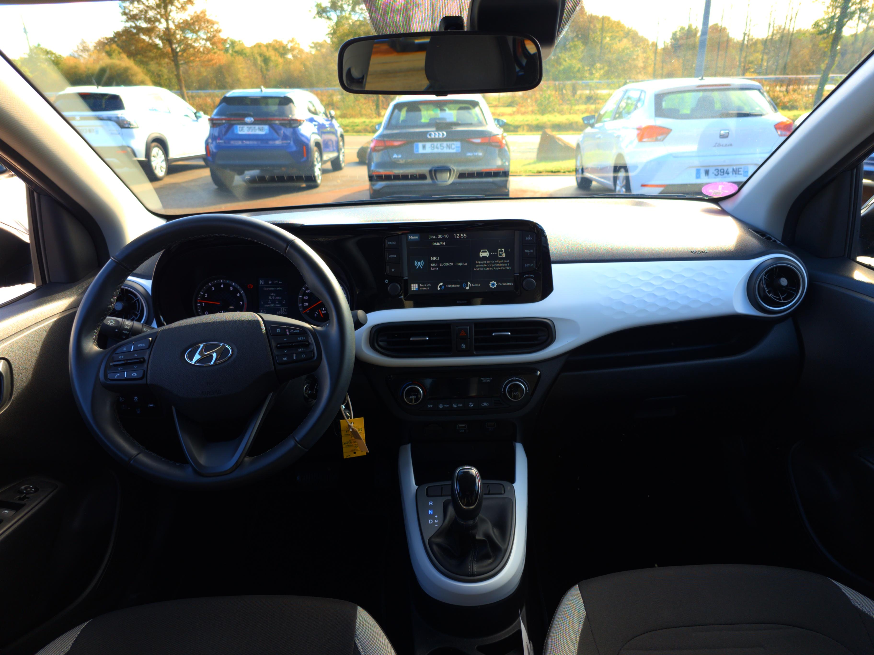 HYUNDAI i10 1.0 67 BVR Creative - Véhicule Occasion - Océane Auto HYUNDAI i10 1.0 67 BVR Creative - Véhicule Occasion Océane Auto