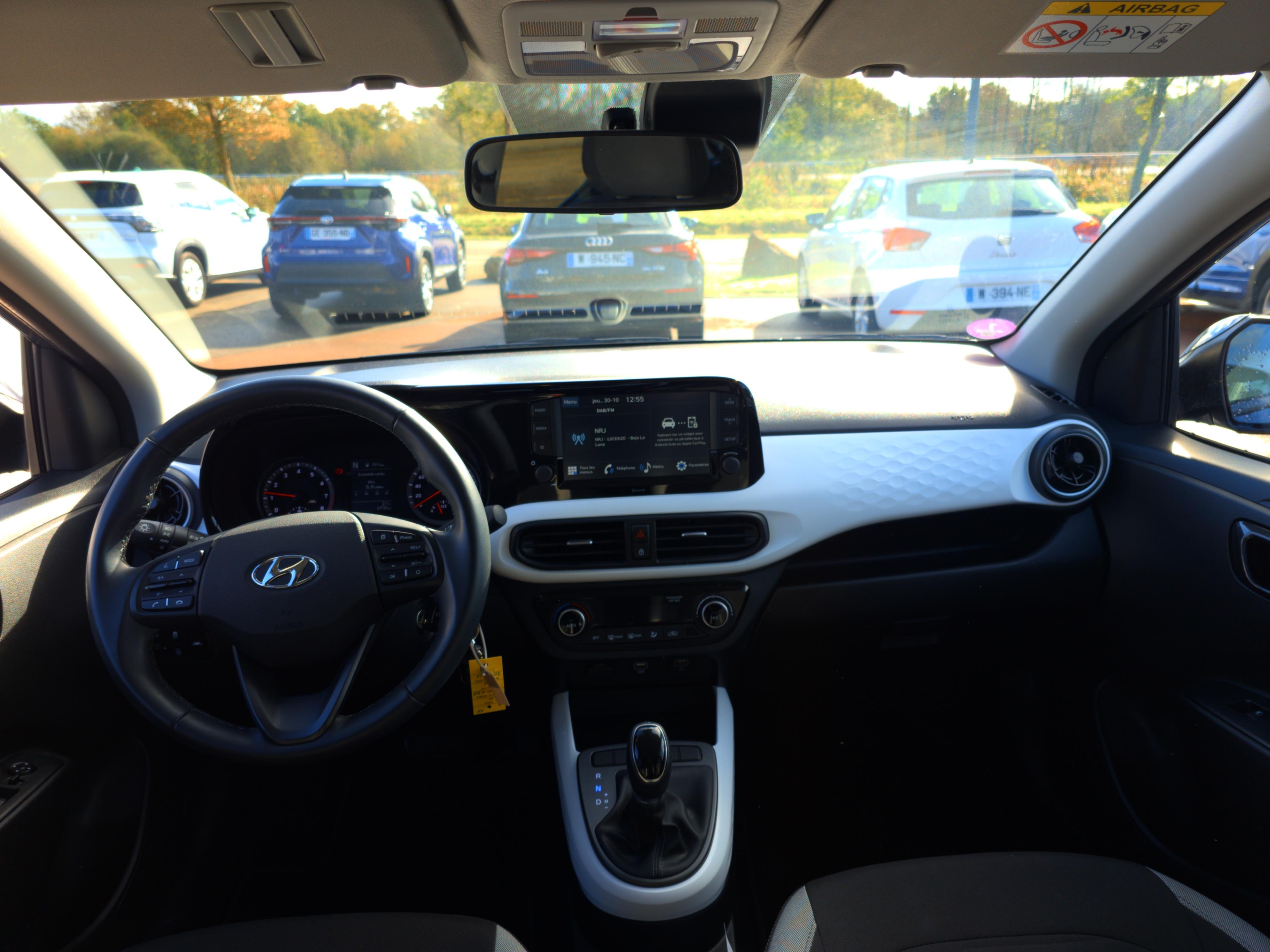 HYUNDAI i10 1.0 67 BVR Creative - Véhicule Occasion - Océane Auto HYUNDAI i10 1.0 67 BVR Creative - Véhicule Occasion Océane Auto