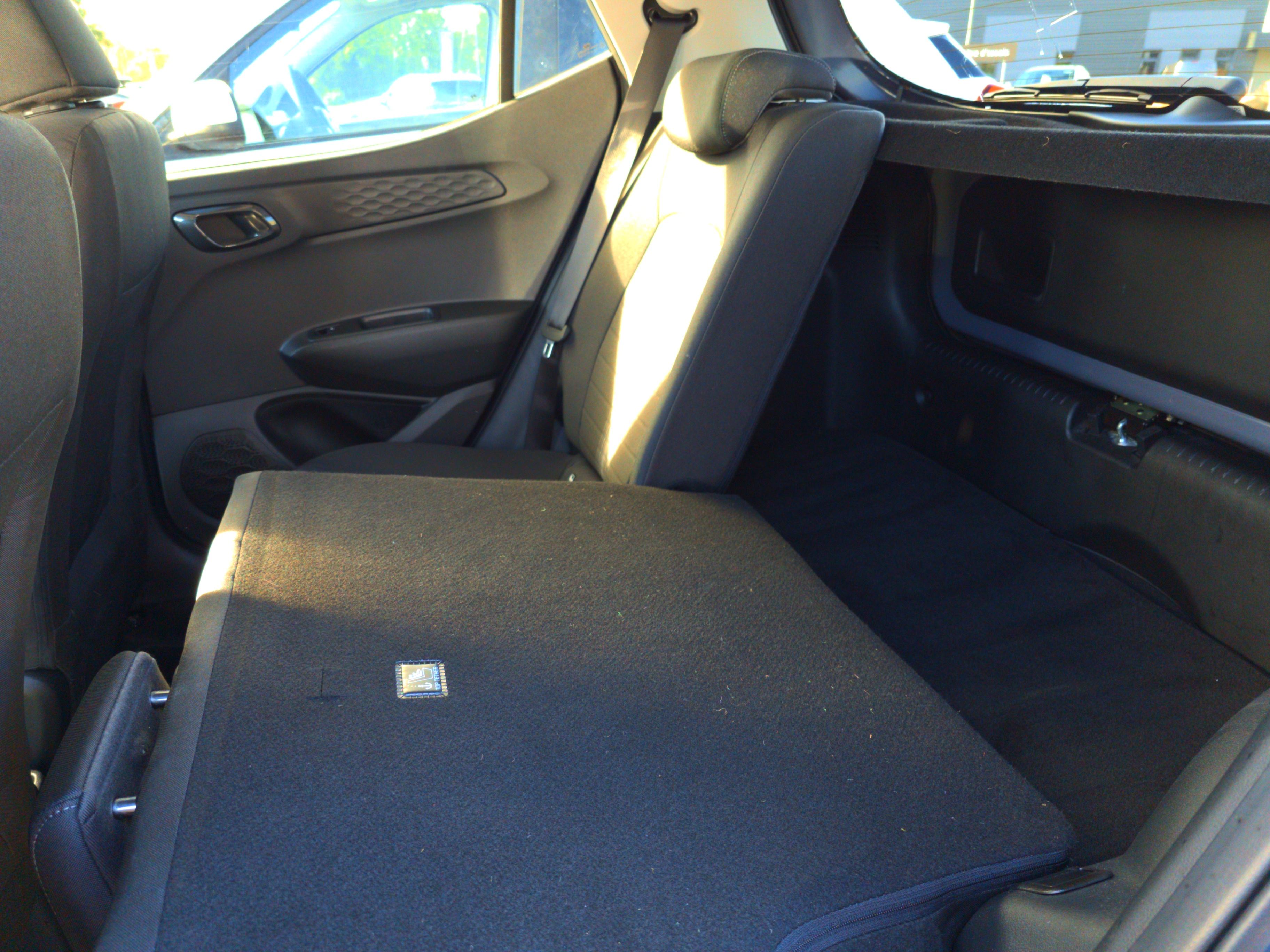 HYUNDAI i10 1.0 67 BVR Creative - Véhicule Occasion - Océane Auto HYUNDAI i10 1.0 67 BVR Creative - Véhicule Occasion Océane Auto