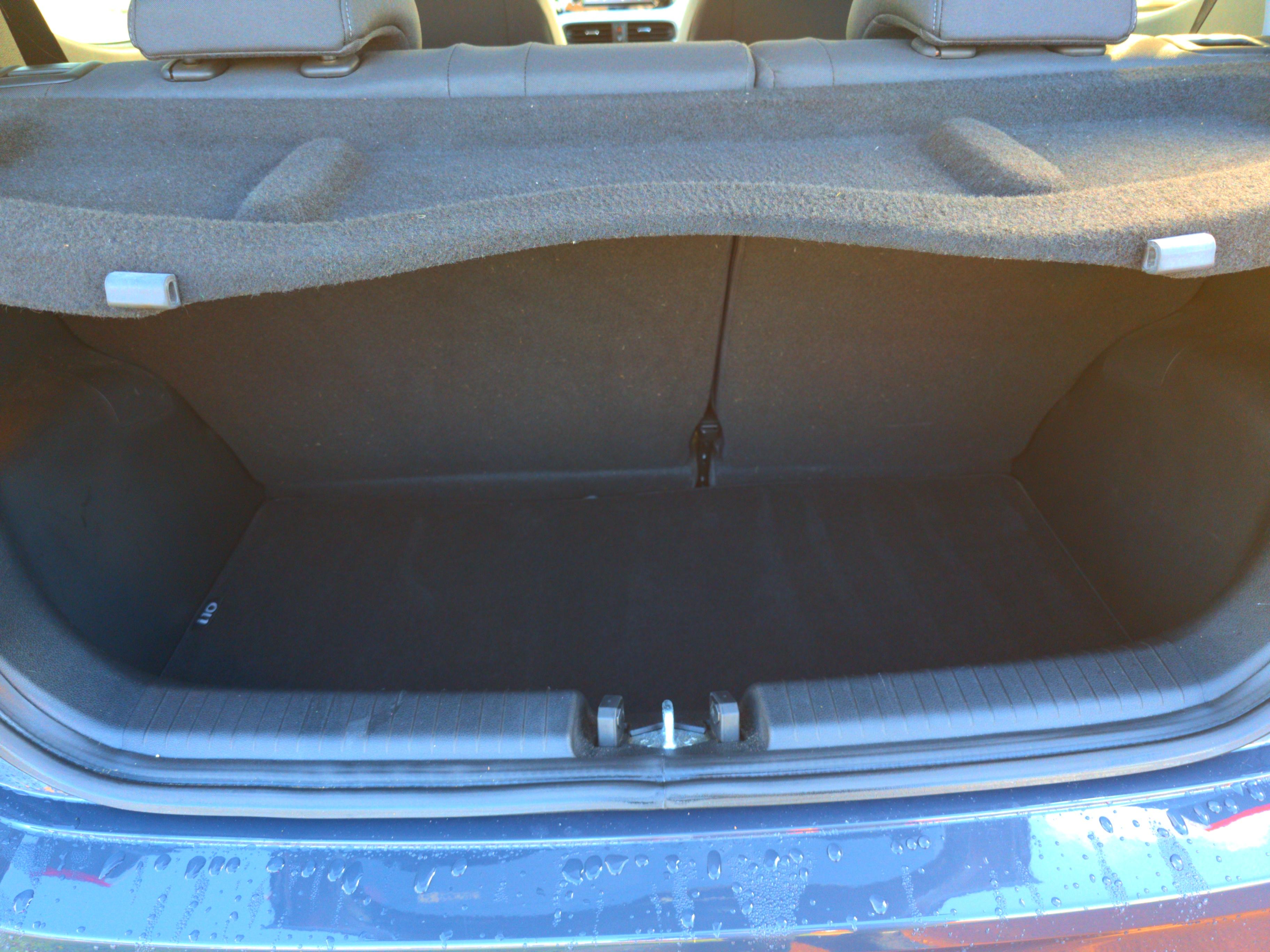 HYUNDAI i10 1.0 67 BVR Creative - Véhicule Occasion - Océane Auto HYUNDAI i10 1.0 67 BVR Creative - Véhicule Occasion Océane Auto