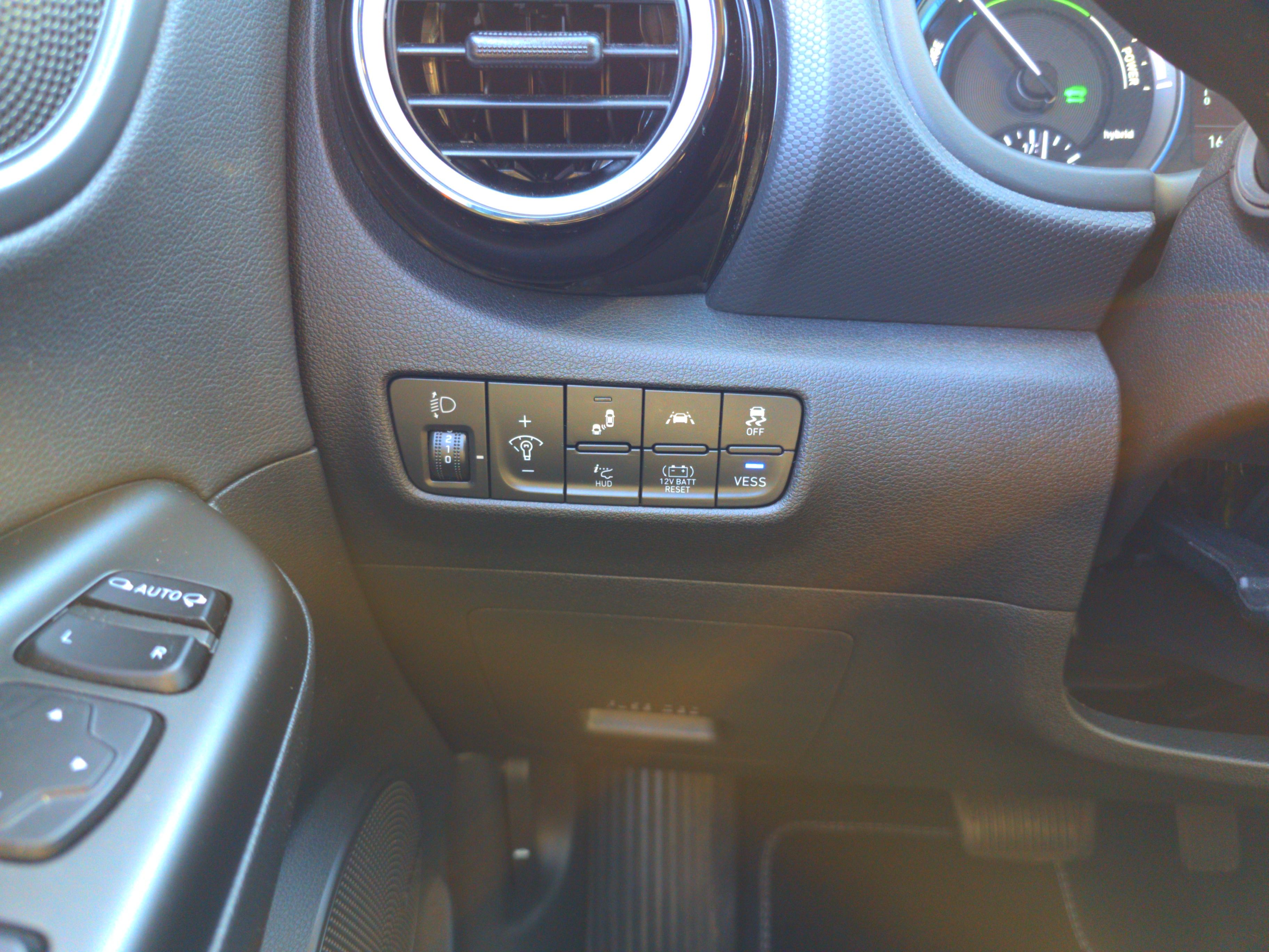 HYUNDAI Kona 1.6 GDi Hybrid Edition #1 - Véhicule Occasion - Océane Auto HYUNDAI Kona 1.6 GDi Hybrid Edition #1 - Véhicule Occasion Océane Auto