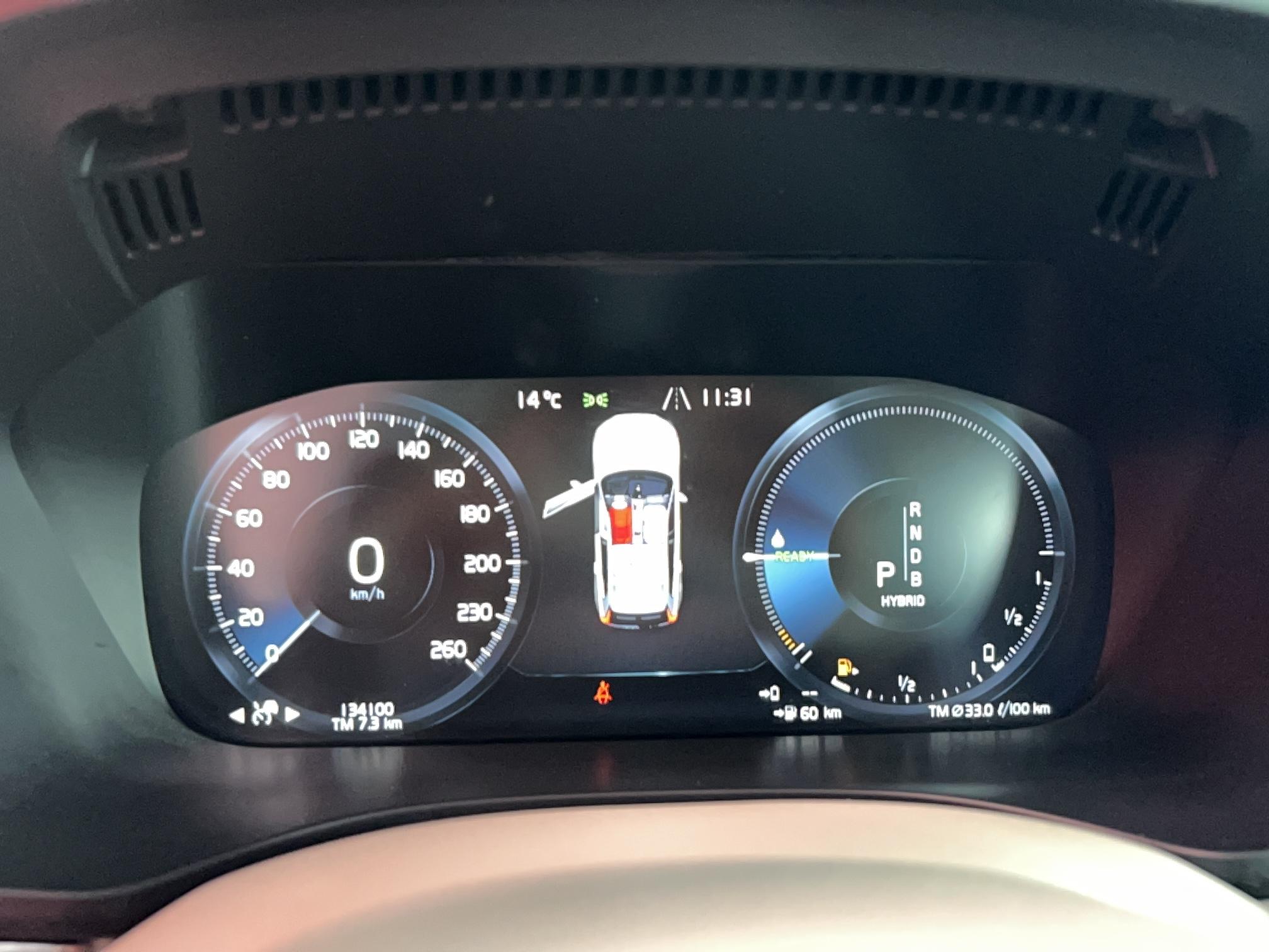 VOLVO XC60 T8 Twin Engine 303 ch + 87 ch Geartronic 8 Inscription Luxe - Véhicule Occasion - Océane Auto VOLVO XC60 T8 Twin Engine 303 ch + 87 ch Geartronic 8 Inscription Luxe - Véhicule Occasion Océane Auto