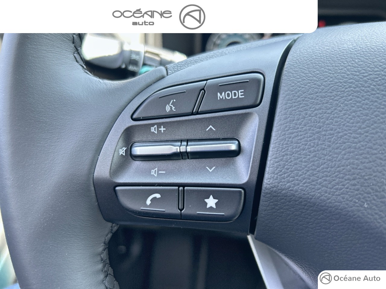 HYUNDAI Kona Electrique 64 kWh - 204 ch Executive - Véhicule Occasion - Océane Auto HYUNDAI Kona Electrique 64 kWh - 204 ch Executive - Véhicule Occasion Océane Auto