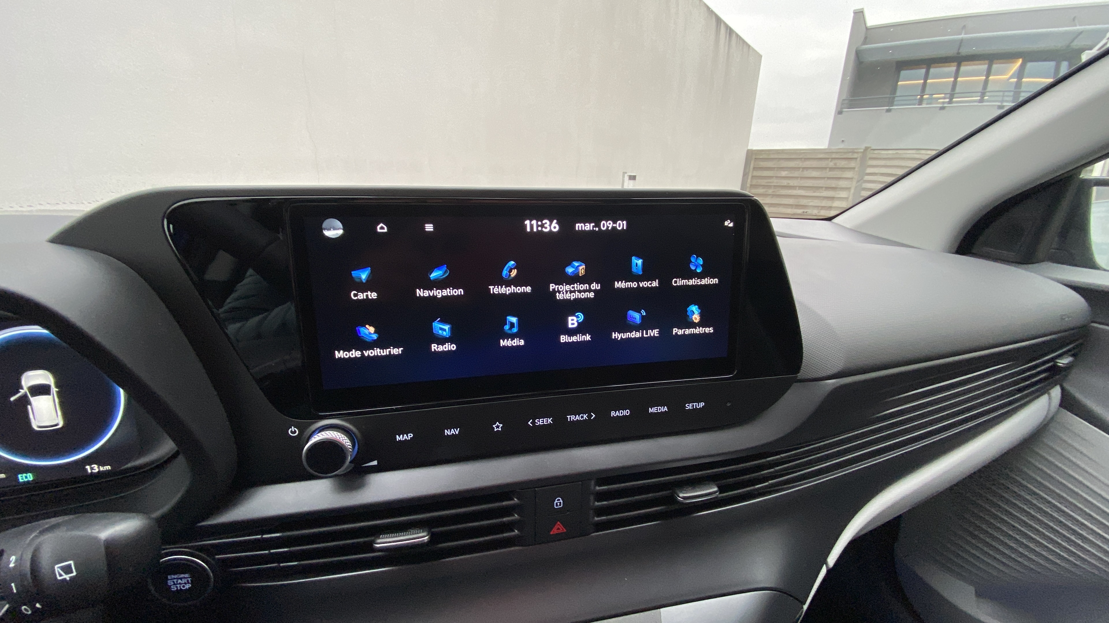 HYUNDAI Bayon 1.0 T-GDi 100 Hybrid 48V Creative - Véhicule Occasion - Océane Auto HYUNDAI Bayon 1.0 T-GDi 100 Hybrid 48V Creative - Véhicule Occasion Océane Auto