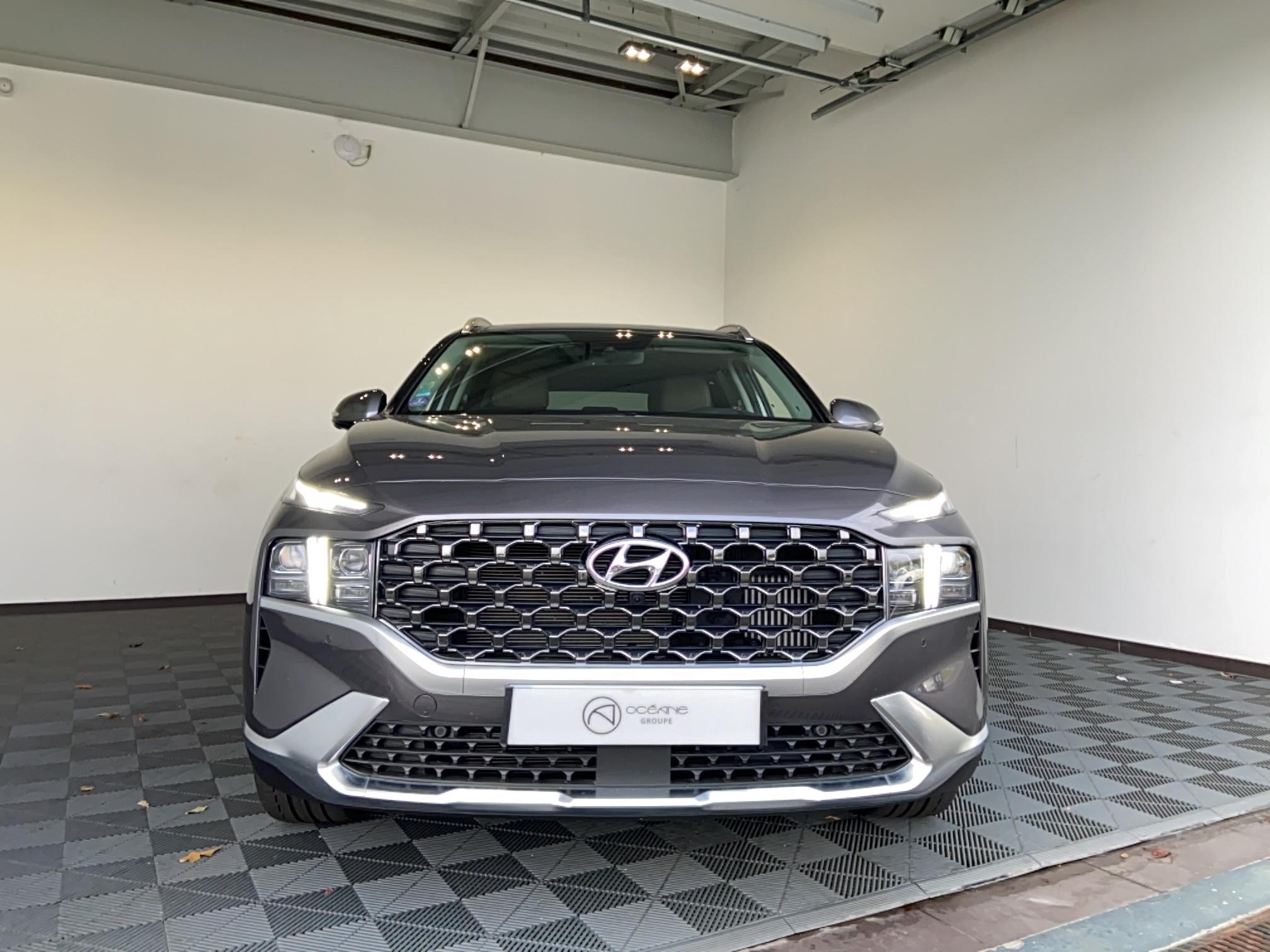 HYUNDAI Santa Fe 1.6 T-GDi Hybrid 230 BVA6 Executive - Véhicule Occasion - Océane Auto HYUNDAI Santa Fe 1.6 T-GDi Hybrid 230 BVA6 Executive - Véhicule Occasion Océane Auto