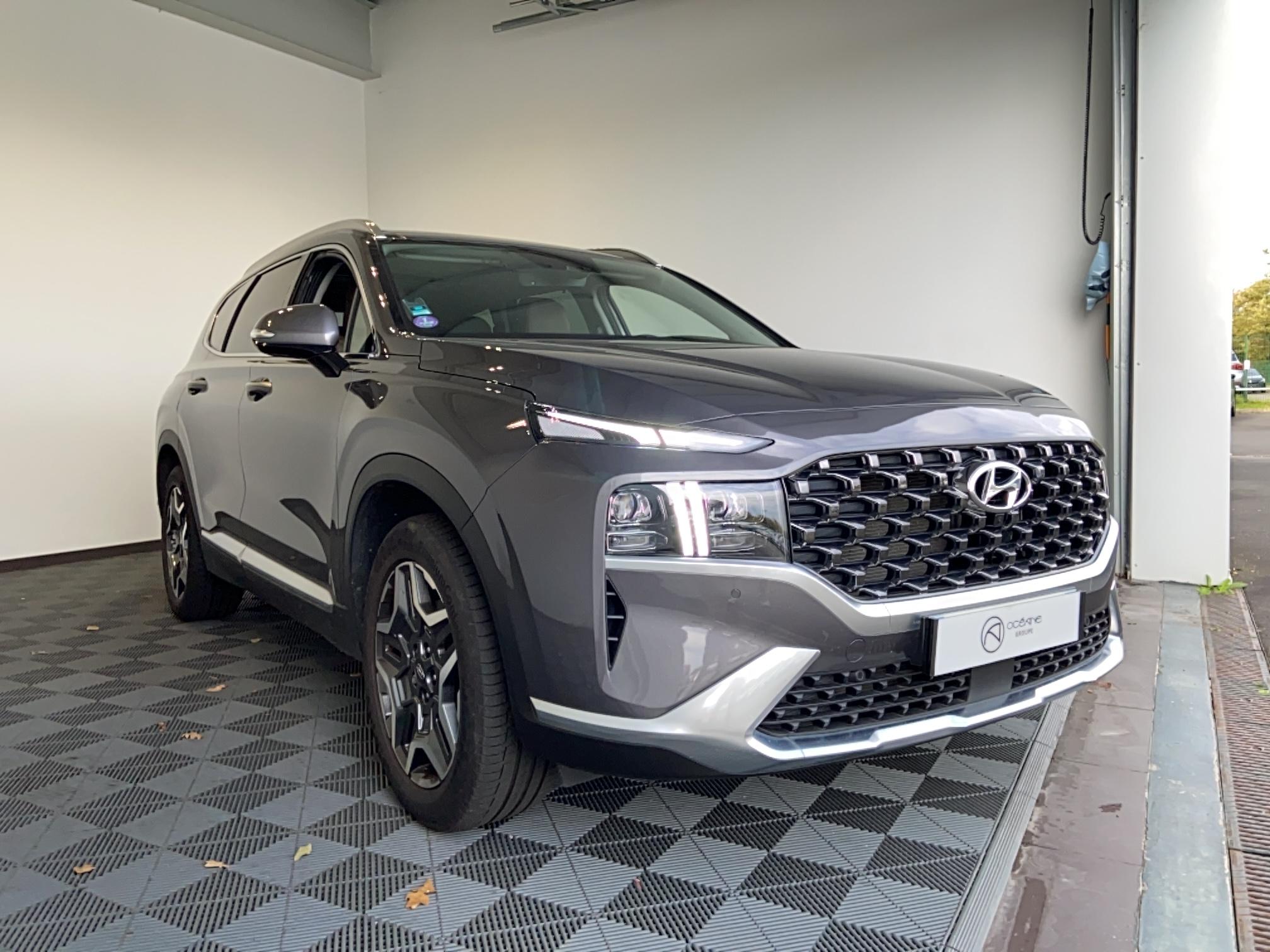 HYUNDAI Santa Fe 1.6 T-GDi Hybrid 230 BVA6 Executive - Véhicule Occasion - Océane Auto HYUNDAI Santa Fe 1.6 T-GDi Hybrid 230 BVA6 Executive - Véhicule Occasion Océane Auto