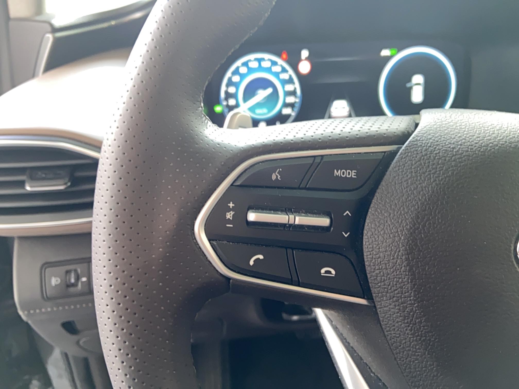 HYUNDAI Santa Fe 1.6 T-GDi Hybrid 230 BVA6 Executive - Véhicule Occasion - Océane Auto HYUNDAI Santa Fe 1.6 T-GDi Hybrid 230 BVA6 Executive - Véhicule Occasion Océane Auto