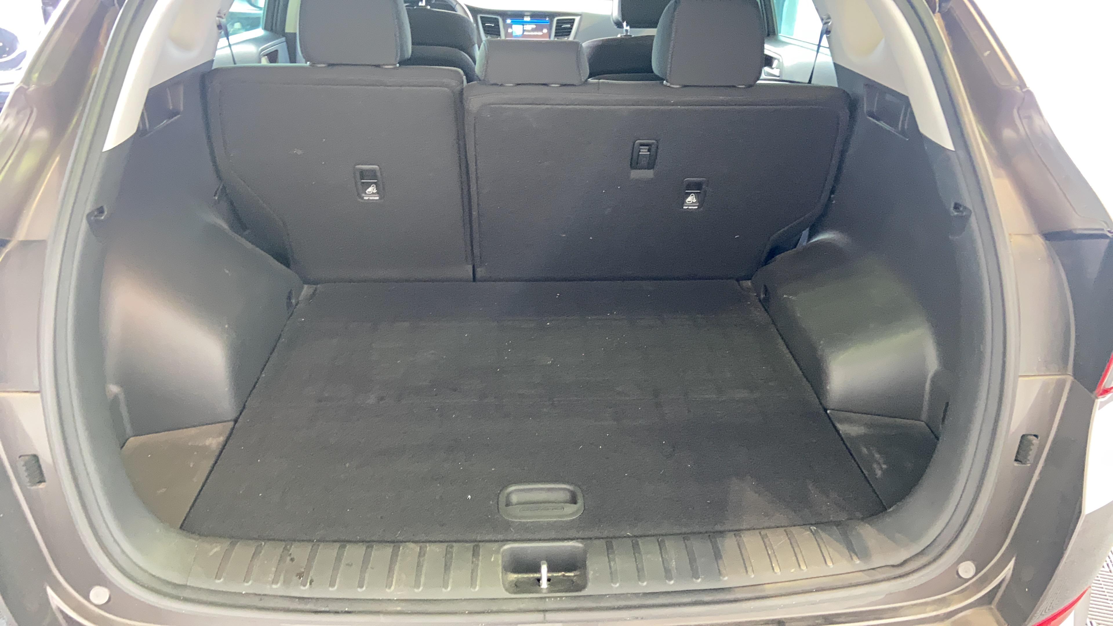 HYUNDAI Tucson 1.6 GDi 132 2WD Creative - Véhicule Occasion - Océane Auto HYUNDAI Tucson 1.6 GDi 132 2WD Creative - Véhicule Occasion Océane Auto