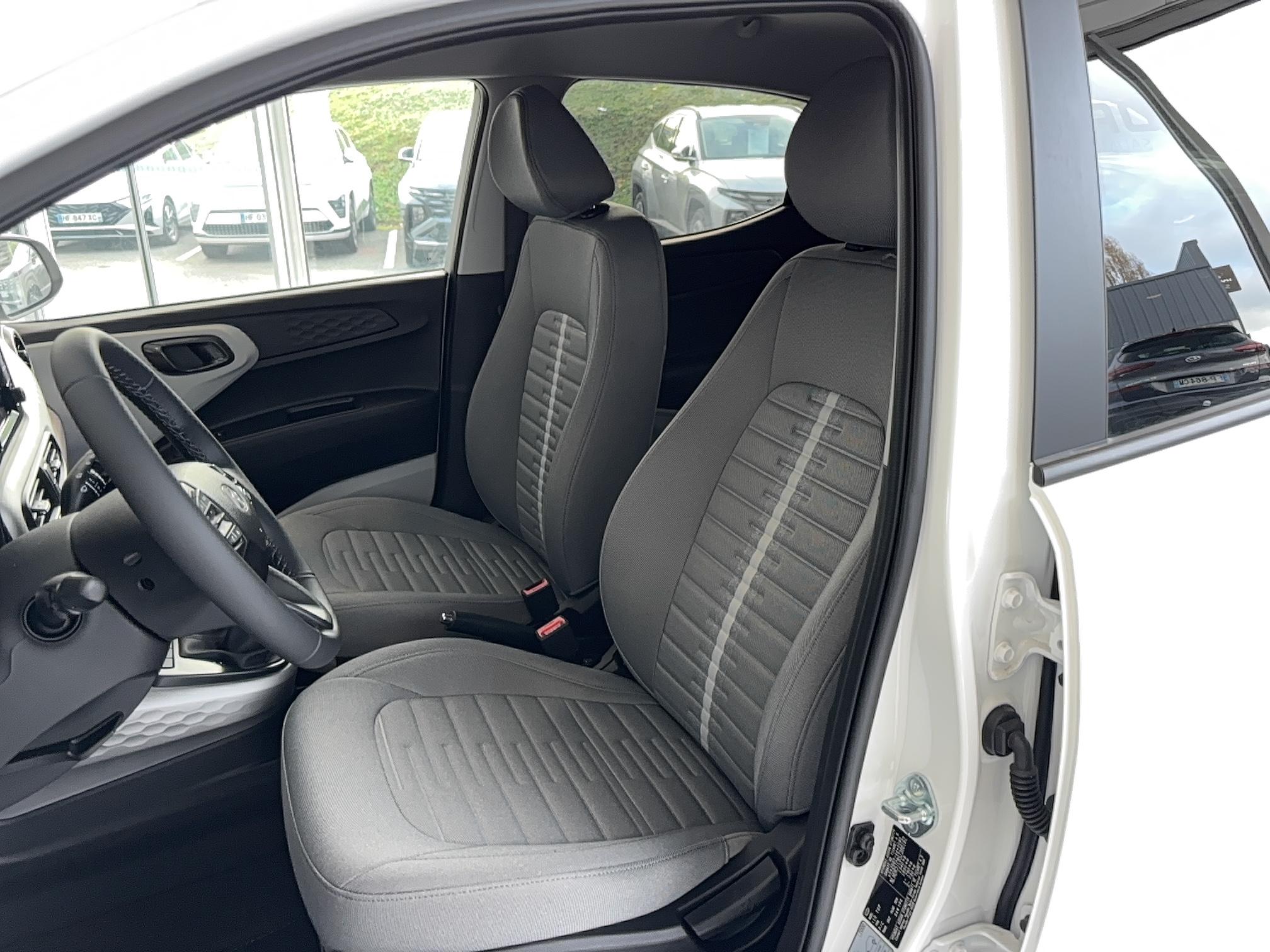 HYUNDAI i10 1.0 63 BVR Creative - Véhicule Occasion Océane Auto