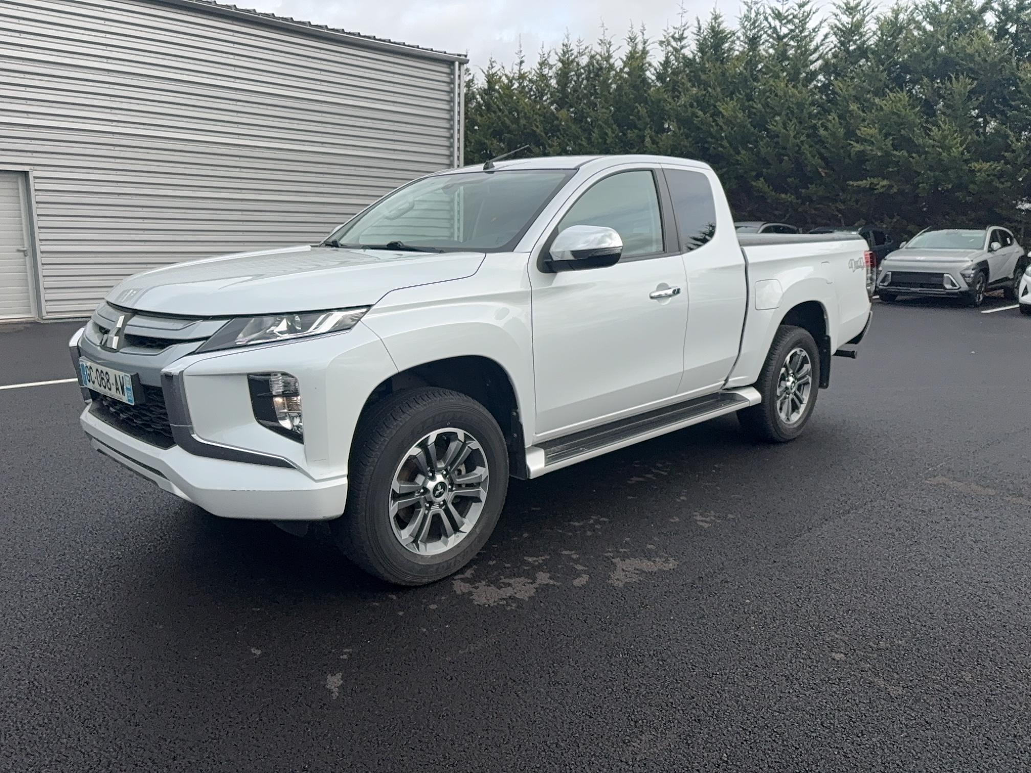 MITSUBISHI L200 CLUB CAB 2.2 DI-D 150 AS&G 4WD INTENSE - Véhicule Occasion - Océane Auto MITSUBISHI L200 CLUB CAB 2.2 DI-D 150 AS&G 4WD INTENSE - Véhicule Occasion Océane Auto