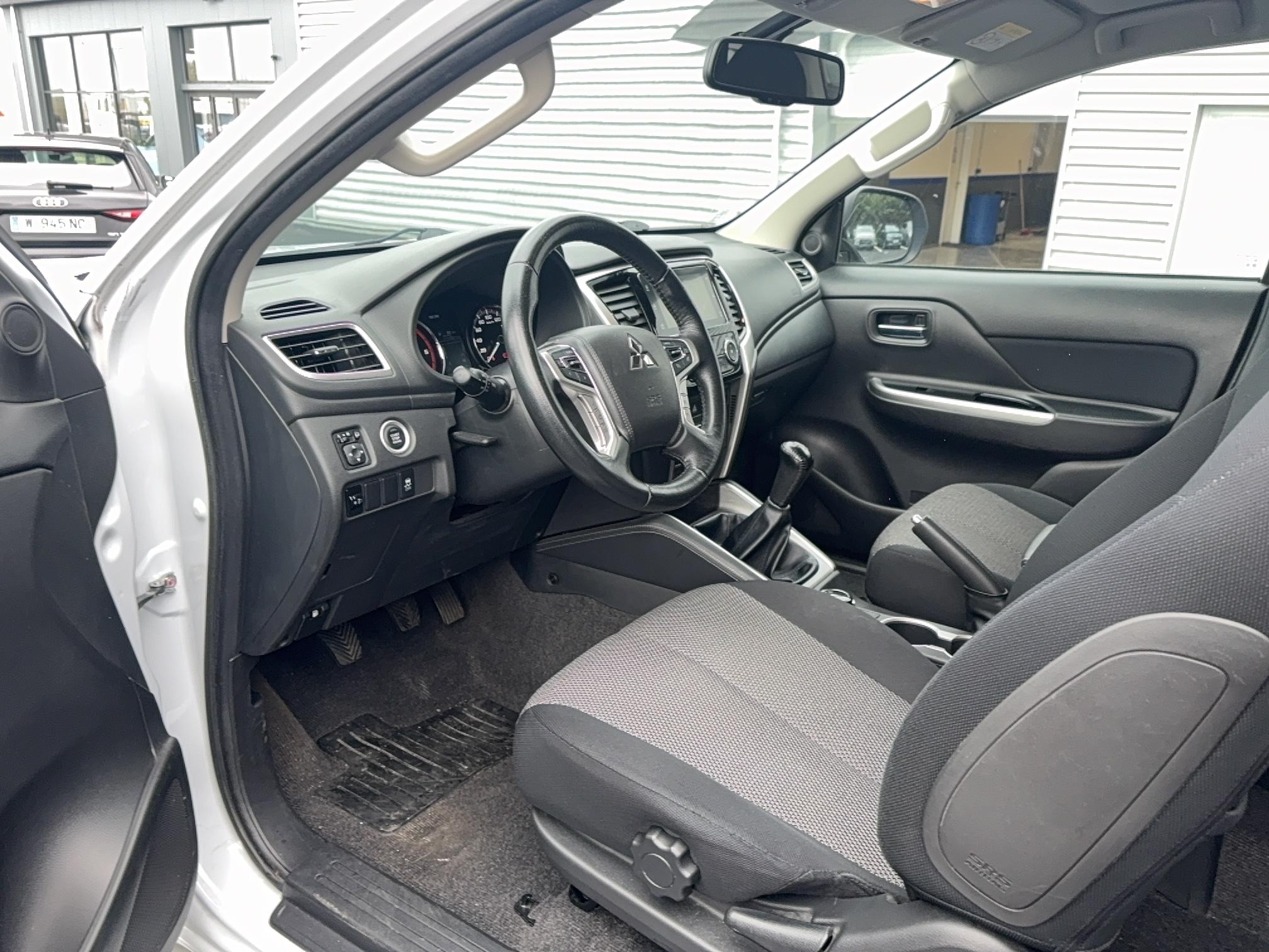 MITSUBISHI L200 CLUB CAB 2.2 DI-D 150 AS&G 4WD INTENSE - Véhicule Occasion - Océane Auto MITSUBISHI L200 CLUB CAB 2.2 DI-D 150 AS&G 4WD INTENSE - Véhicule Occasion Océane Auto