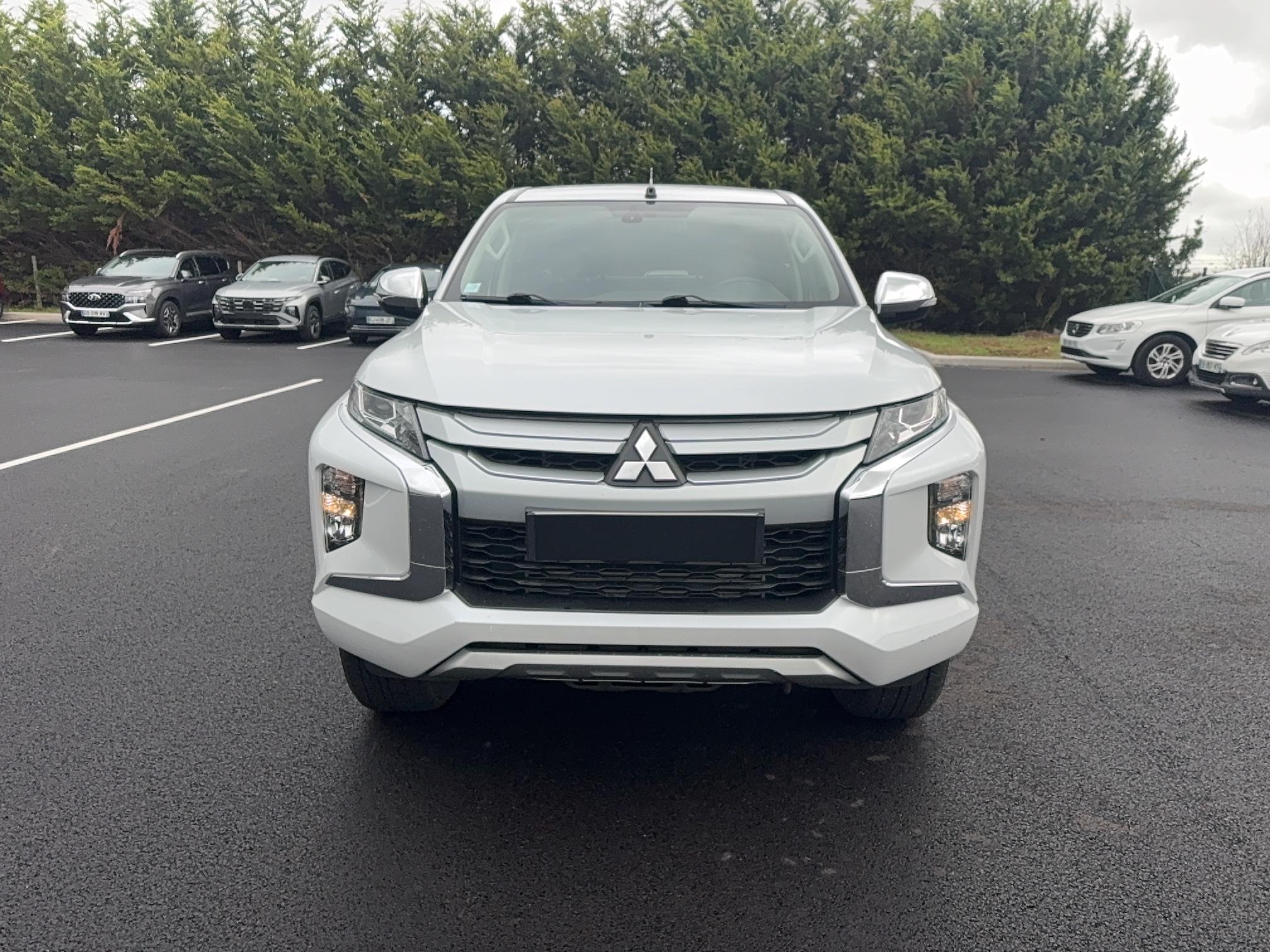 MITSUBISHI L200 CLUB CAB 2.2 DI-D 150 AS&G 4WD INTENSE - Véhicule Occasion - Océane Auto MITSUBISHI L200 CLUB CAB 2.2 DI-D 150 AS&G 4WD INTENSE - Véhicule Occasion Océane Auto