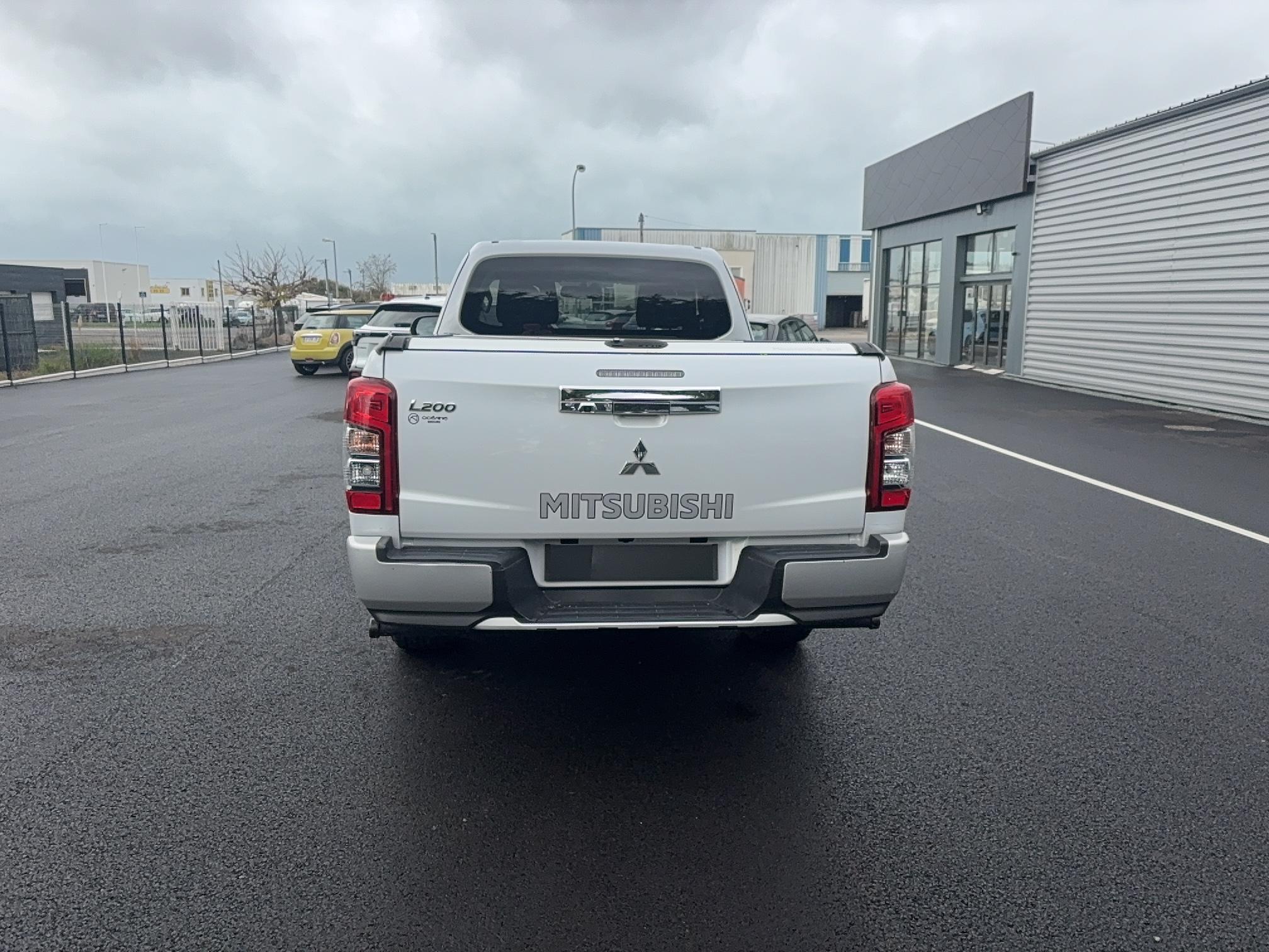 MITSUBISHI L200 CLUB CAB 2.2 DI-D 150 AS&G 4WD INTENSE - Véhicule Occasion - Océane Auto MITSUBISHI L200 CLUB CAB 2.2 DI-D 150 AS&G 4WD INTENSE - Véhicule Occasion Océane Auto