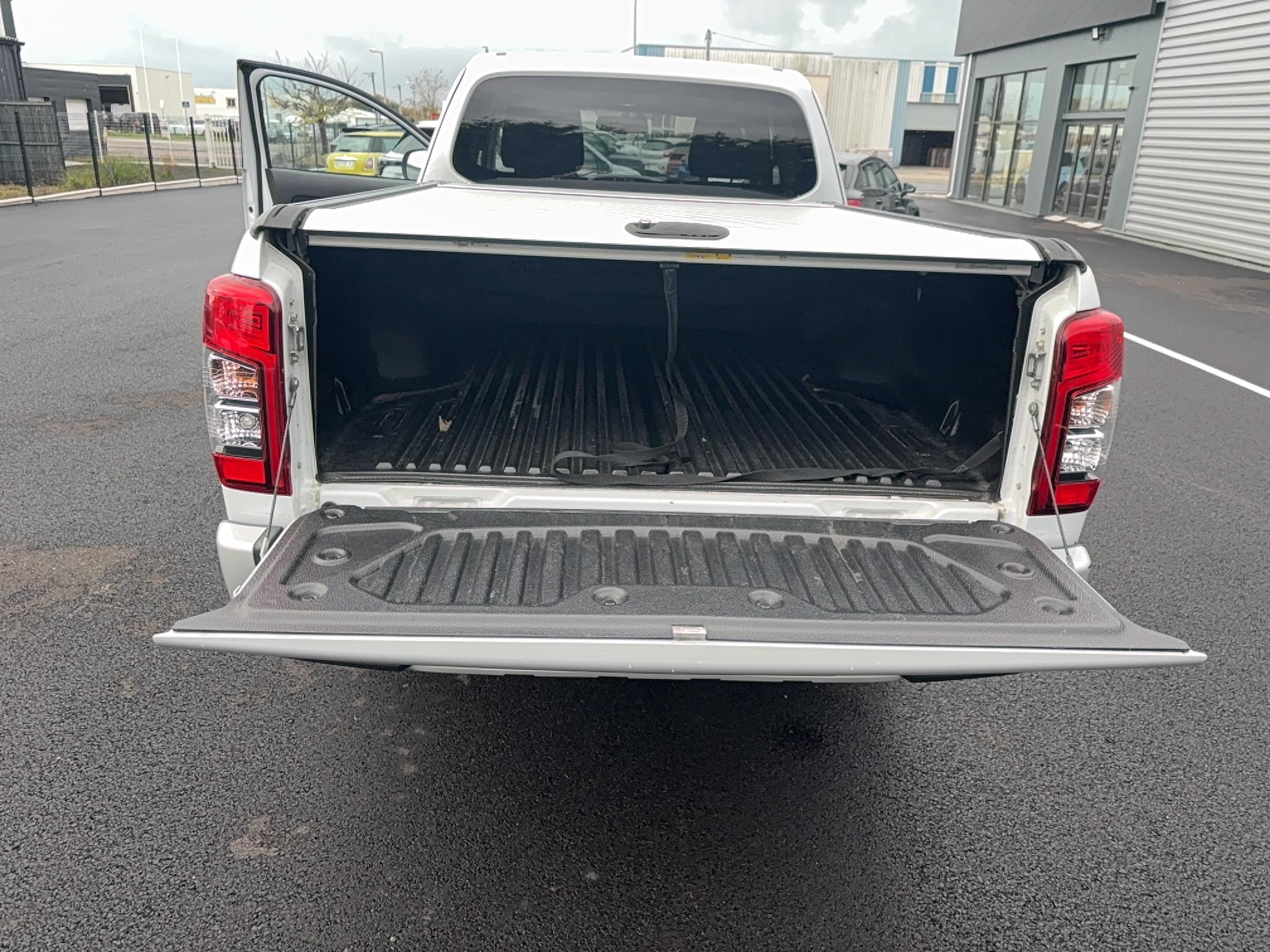 MITSUBISHI L200 CLUB CAB 2.2 DI-D 150 AS&G 4WD INTENSE - Véhicule Occasion - Océane Auto MITSUBISHI L200 CLUB CAB 2.2 DI-D 150 AS&G 4WD INTENSE - Véhicule Occasion Océane Auto