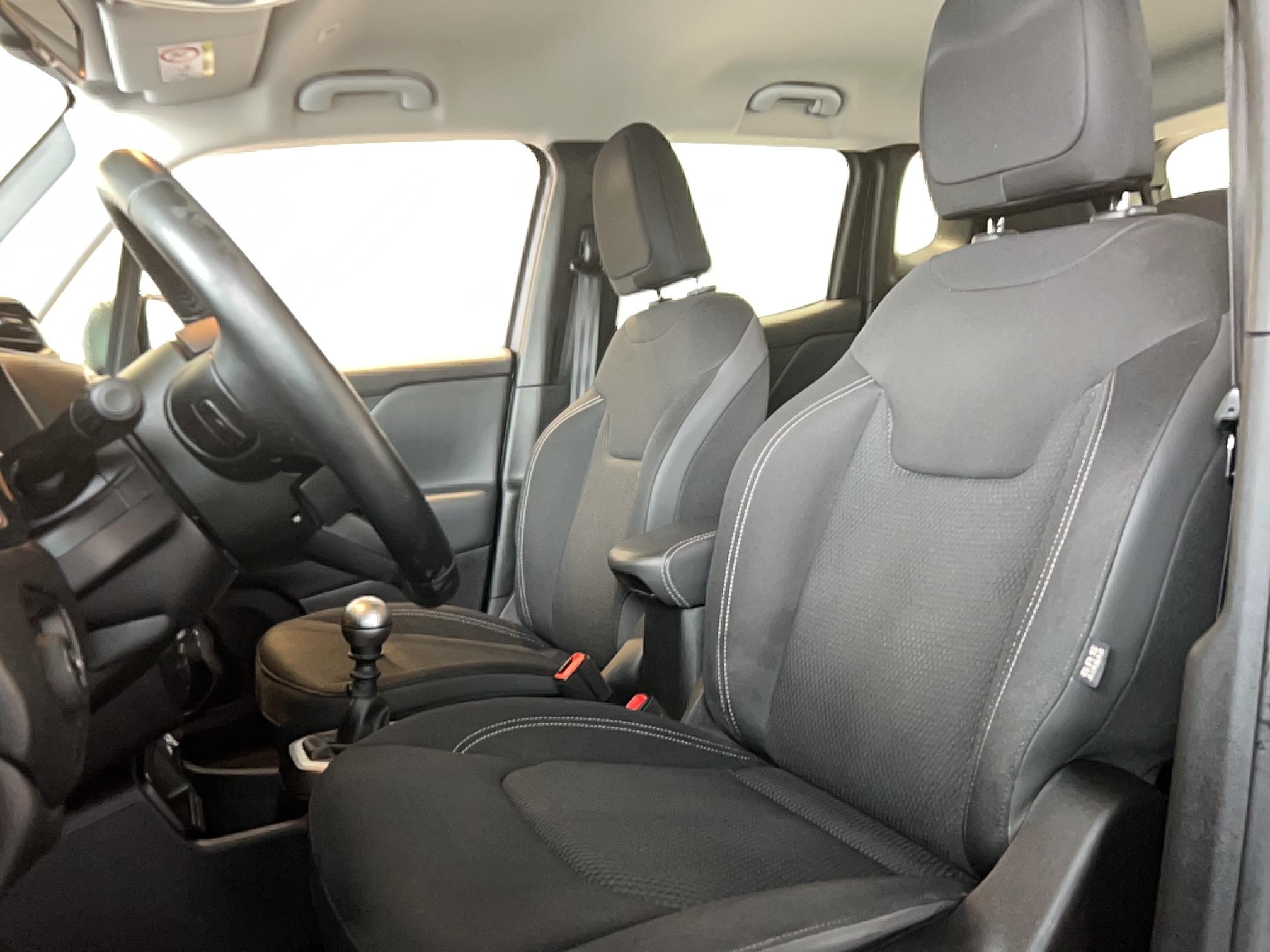 JEEP Renegade 1.0 GSE T3 120 ch BVM6 Limited - Véhicule Occasion - Océane Auto JEEP Renegade 1.0 GSE T3 120 ch BVM6 Limited - Véhicule Occasion Océane Auto