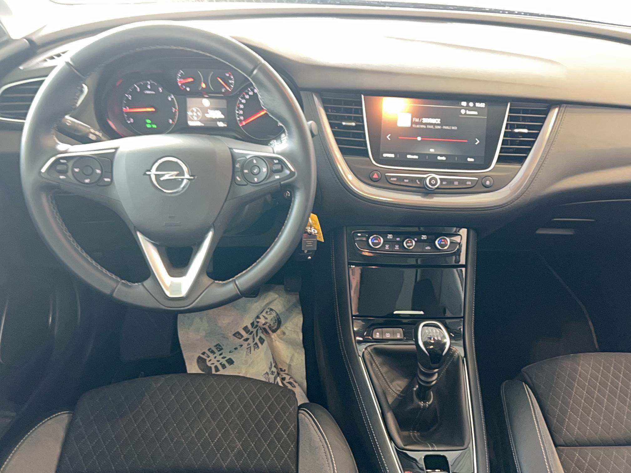 OPEL Grandland X 1.2 Turbo 130 ch Edition - Véhicule Occasion Océane Auto