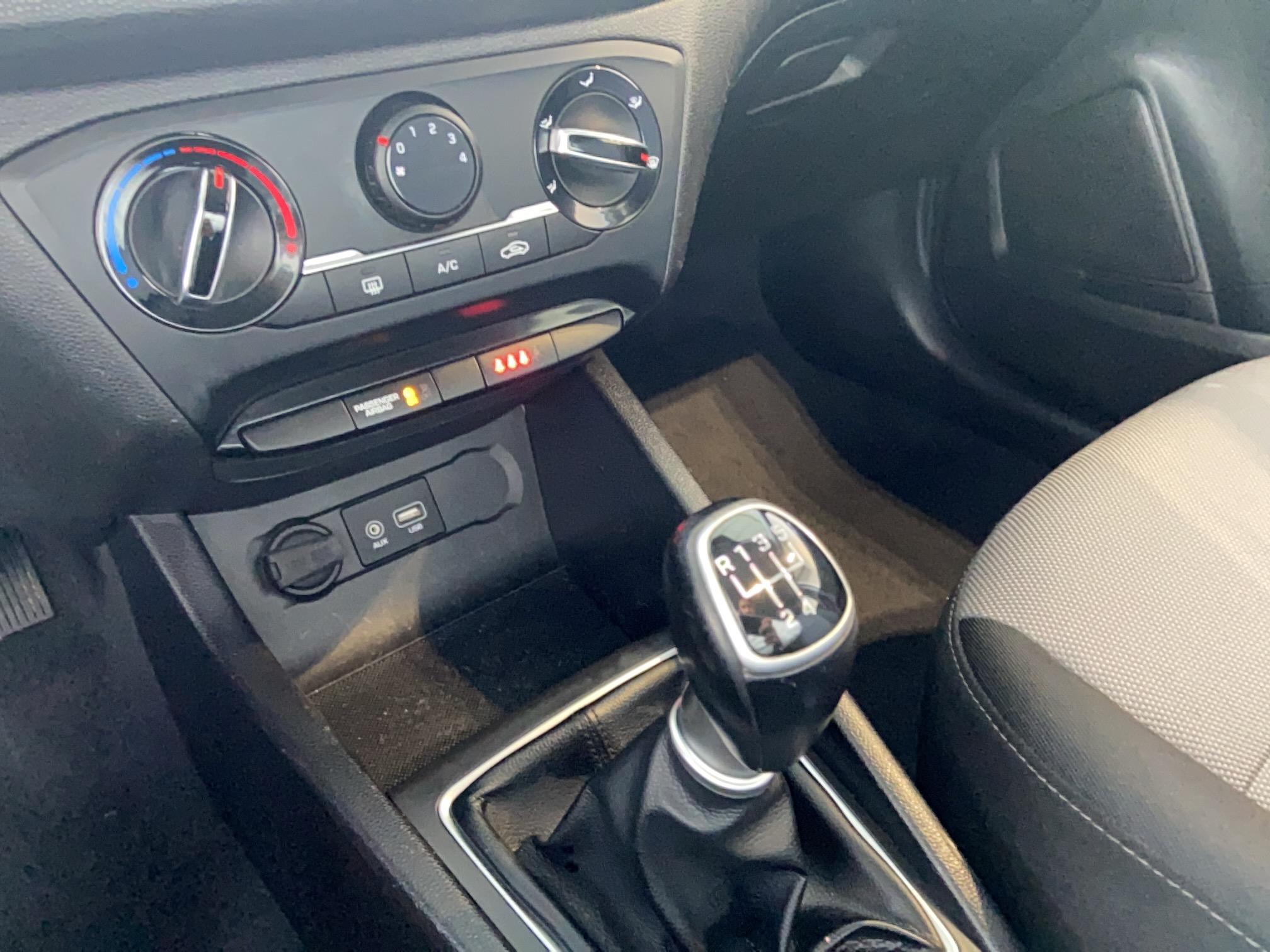 HYUNDAI i20 1.0 T-GDi 100 Intuitive - Véhicule Occasion Océane Auto