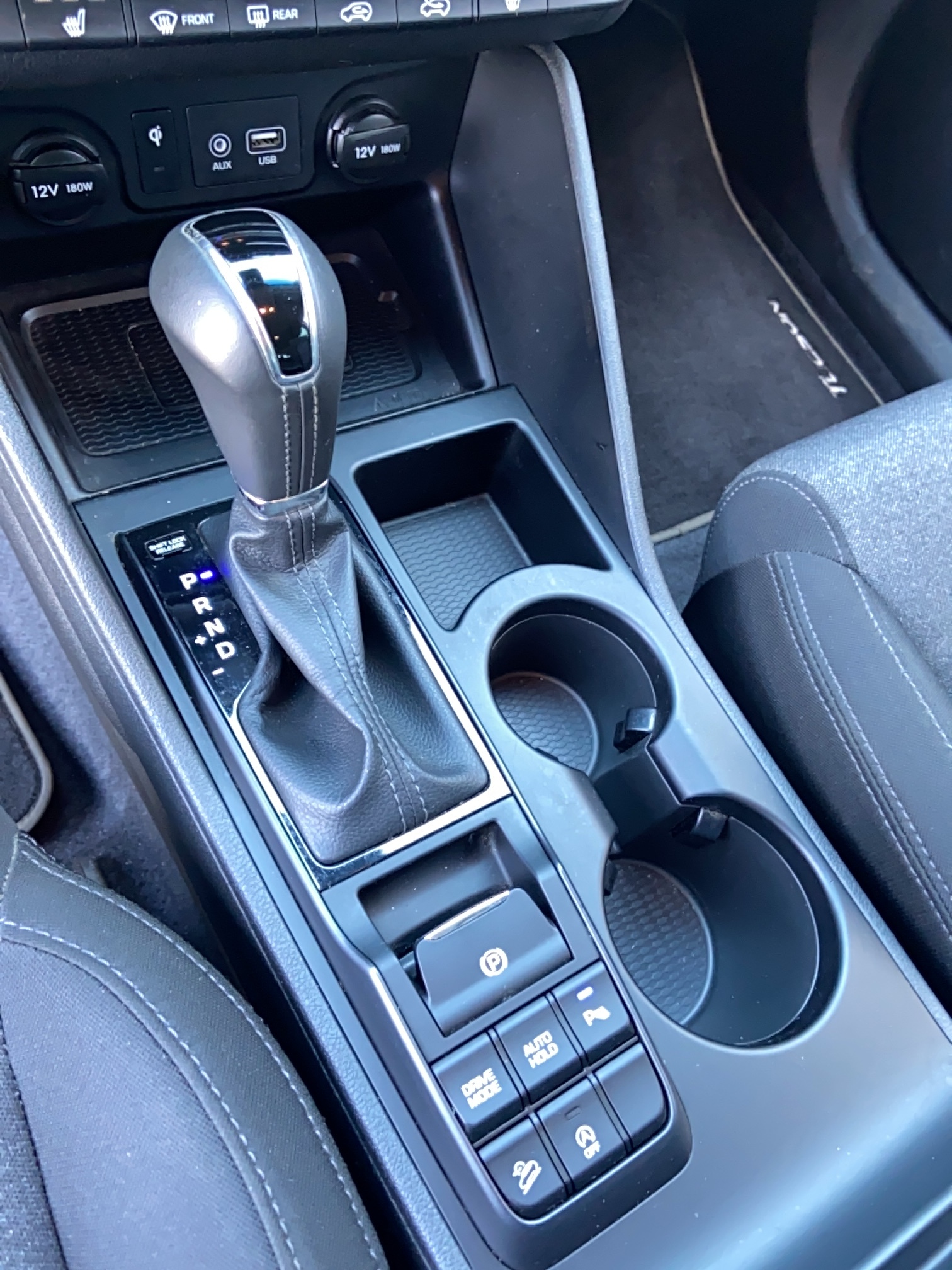 HYUNDAI Tucson 1.6 CRDi 136 hybrid 48V DCT-7 Creative - Véhicule Occasion - Océane Auto HYUNDAI Tucson 1.6 CRDi 136 hybrid 48V DCT-7 Creative - Véhicule Occasion Océane Auto