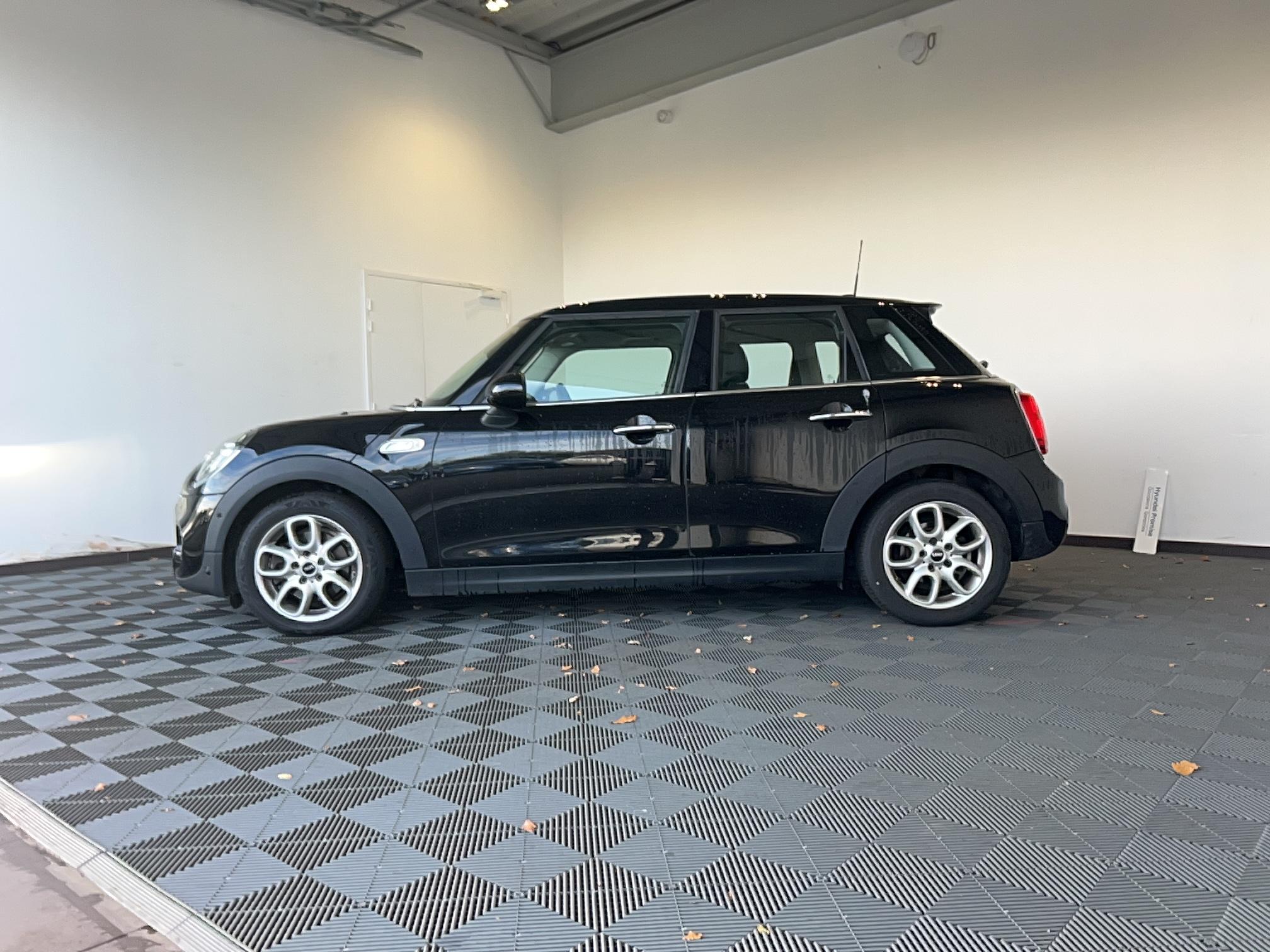 MINI Hatch 5 Portes Cooper SD 170 ch BVA8 Basic - Véhicule Occasion Océane Auto