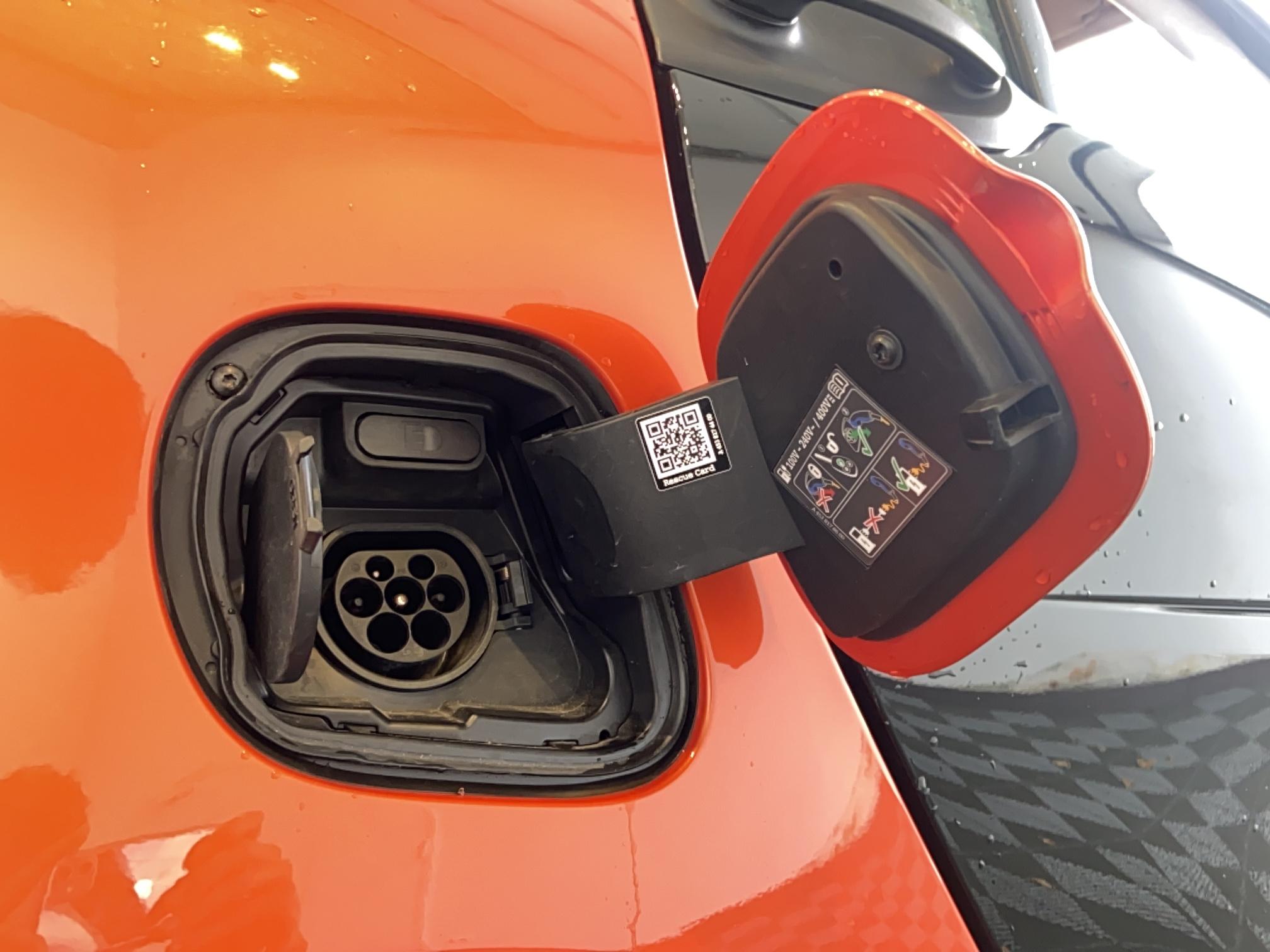 SMART Fortwo Coupé 82 ch Electrique BA1 Passion - Véhicule Occasion - Océane Auto SMART Fortwo Coupé 82 ch Electrique BA1 Passion - Véhicule Occasion Océane Auto