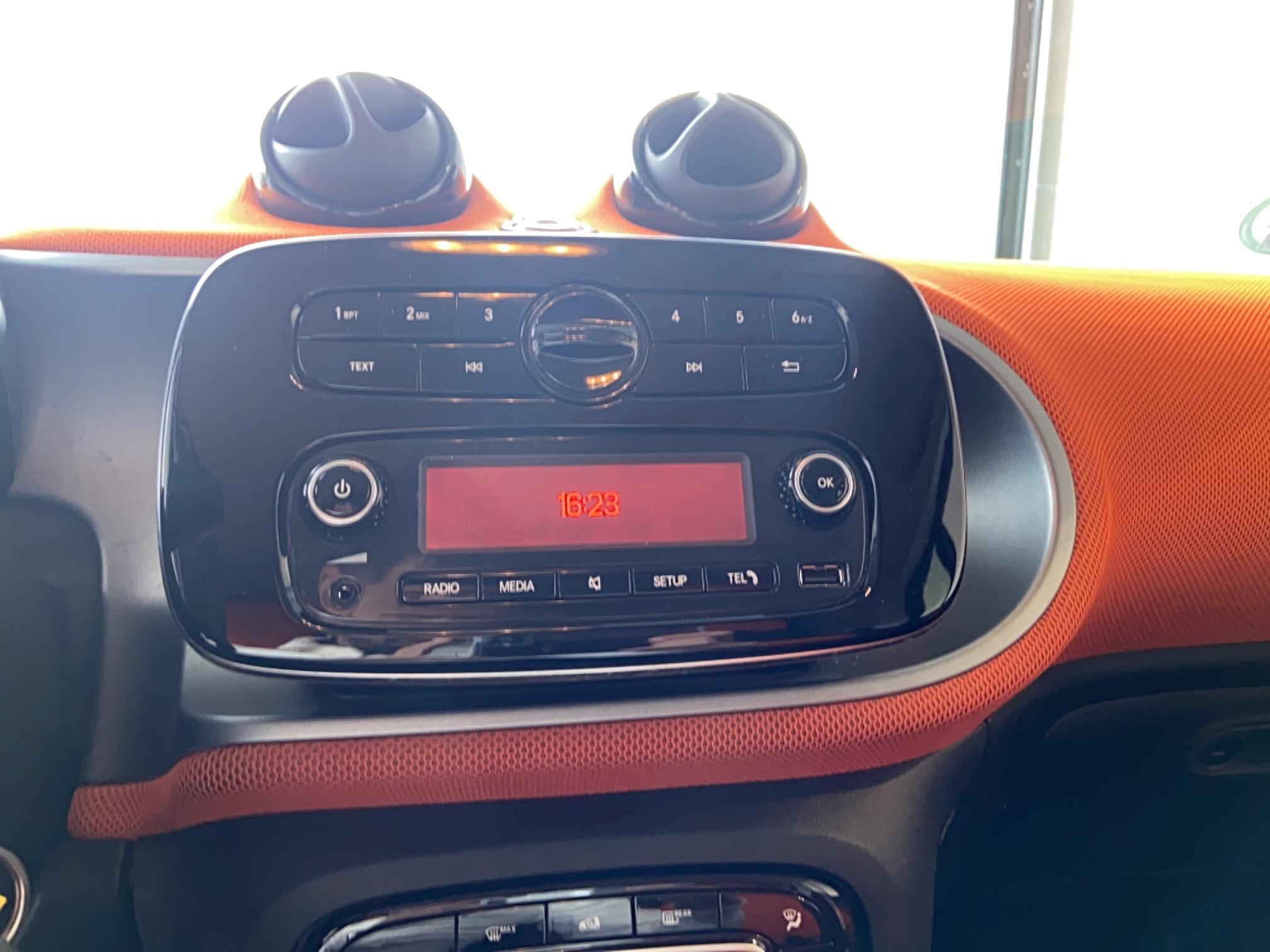 SMART Fortwo Coupé 82 ch Electrique BA1 Passion - Véhicule Occasion - Océane Auto SMART Fortwo Coupé 82 ch Electrique BA1 Passion - Véhicule Occasion Océane Auto