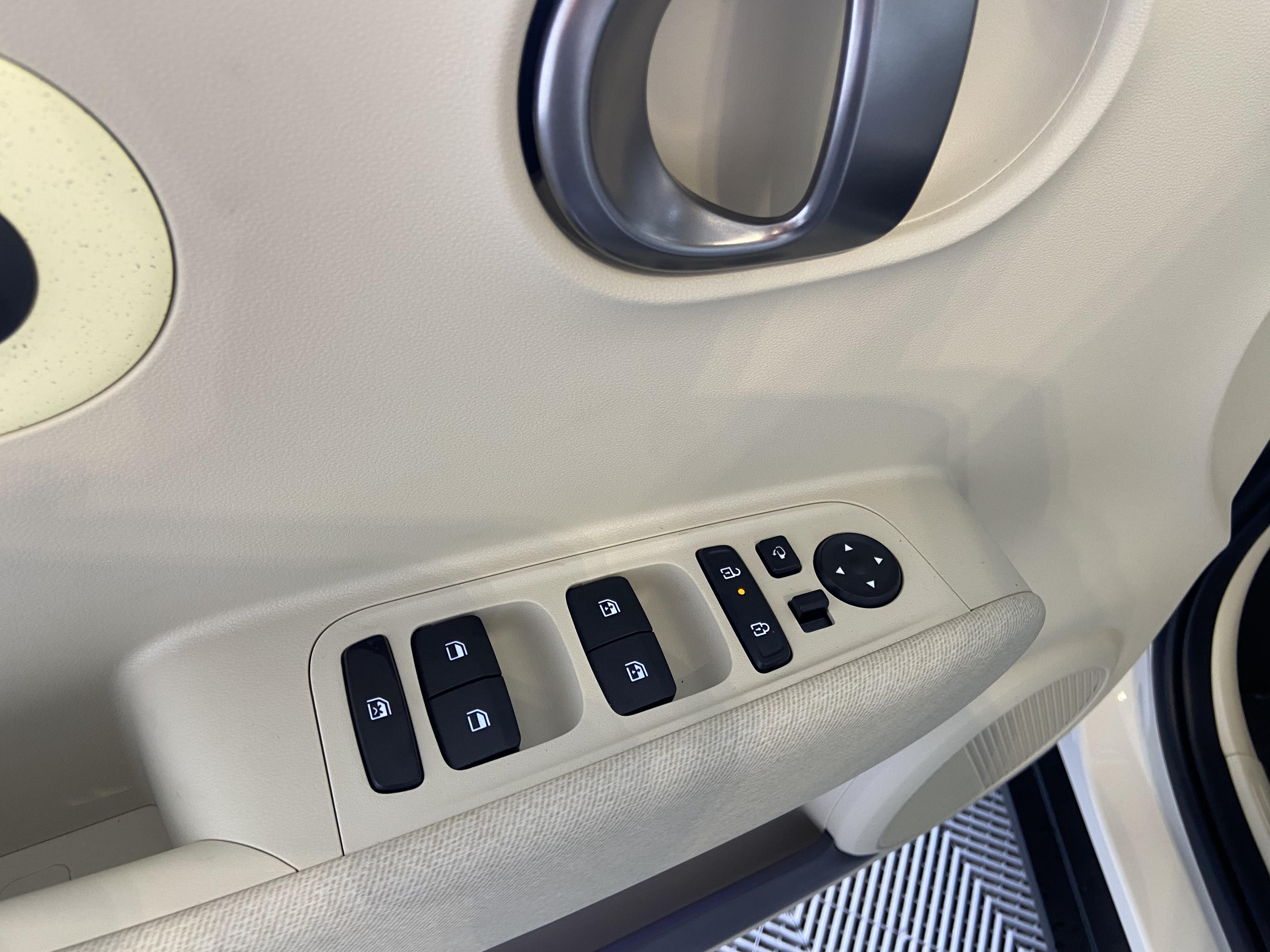 HYUNDAI Inster 49 kWh Cross Executive - Véhicule Occasion Océane Auto