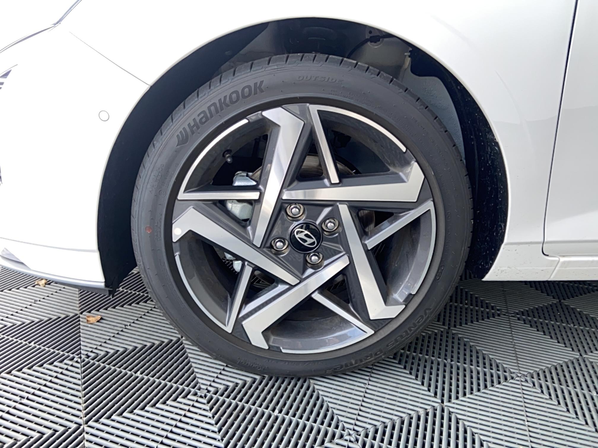 HYUNDAI i20 1.0 T-GDi 100 DCT-7 Executive - Véhicule Occasion Océane Auto