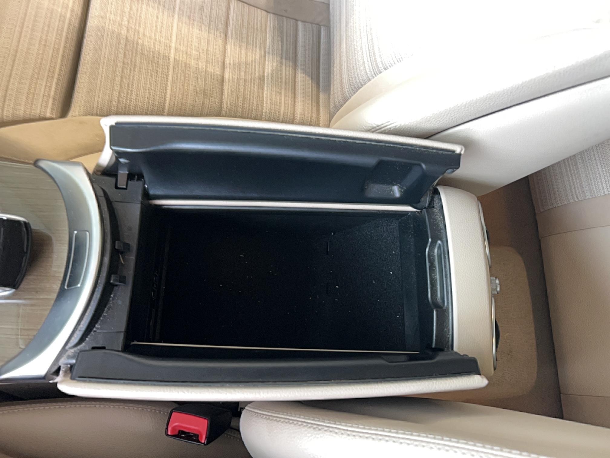 MERCEDES Classe C Break 200 d 7G-Tronic Business Executive - Véhicule Occasion - Océane Auto MERCEDES Classe C Break 200 d 7G-Tronic Business Executive - Véhicule Occasion Océane Auto