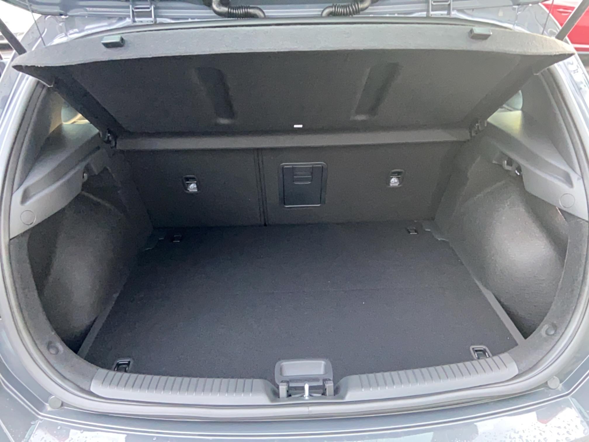 HYUNDAI i30 1.0 T-GDi 100 DCT-7 Creative - Véhicule Occasion - Océane Auto HYUNDAI i30 1.0 T-GDi 100 DCT-7 Creative - Véhicule Occasion Océane Auto