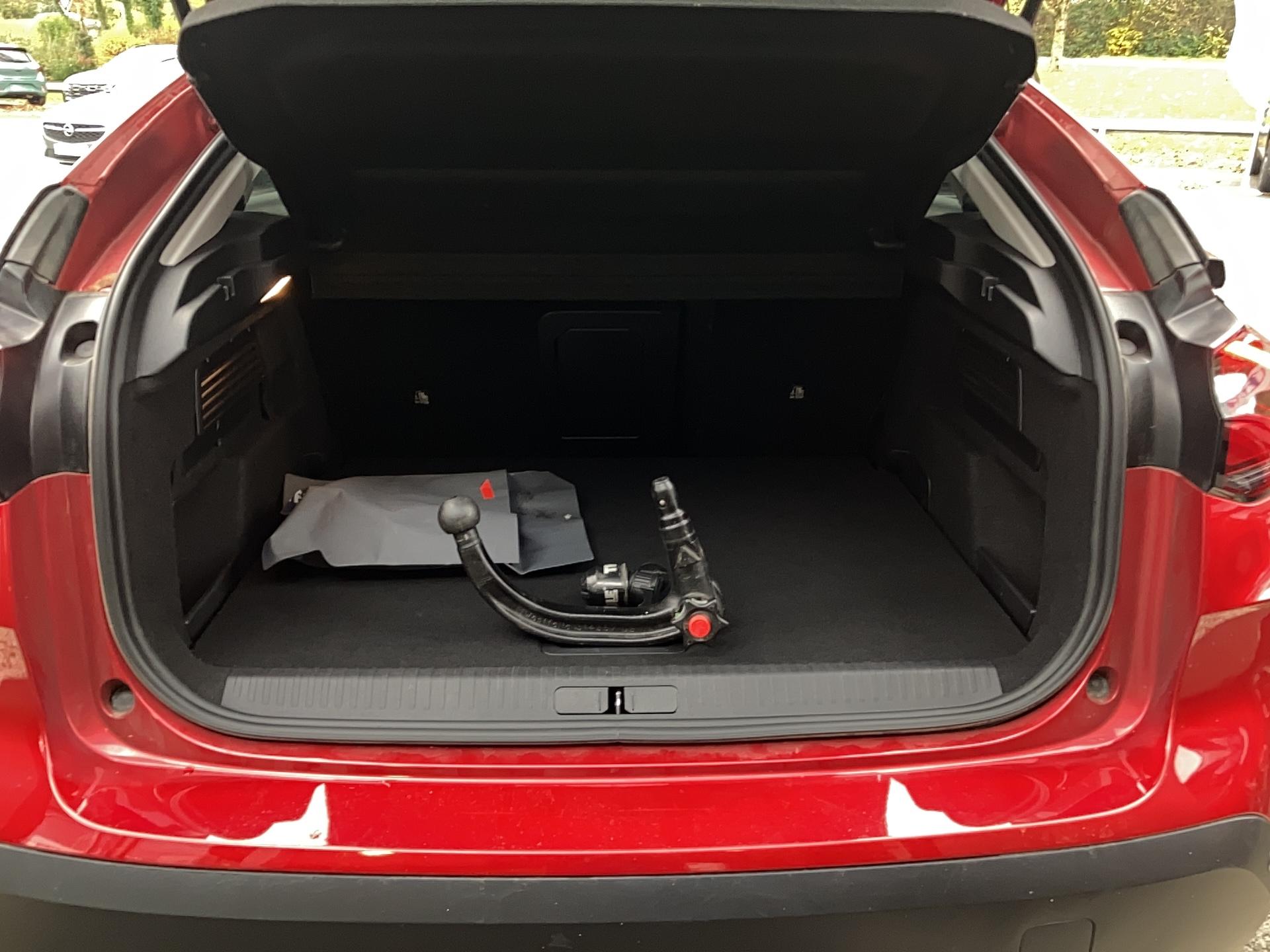 CITROEN C4 BlueHDi 110 S&S BVM6 Shine - Véhicule Occasion - Océane Auto CITROEN C4 BlueHDi 110 S&S BVM6 Shine - Véhicule Occasion Océane Auto