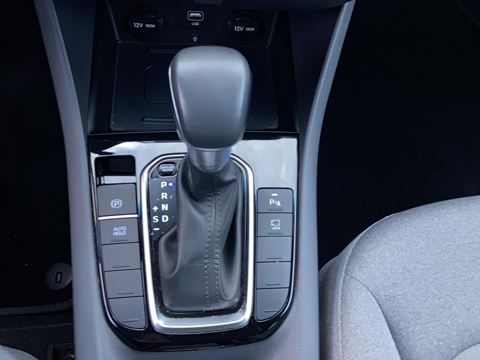 HYUNDAI Ioniq Hybrid 141 ch Creative - Véhicule Occasion Océane Auto