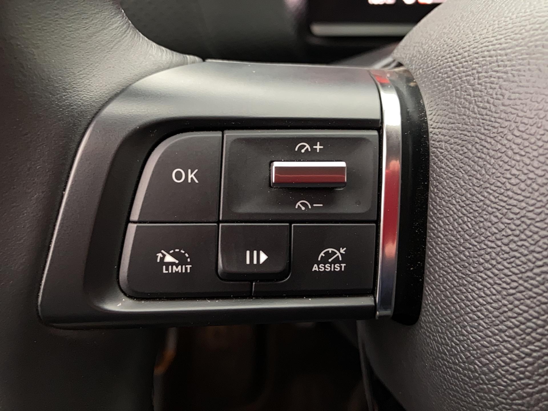 CITROEN C4 BlueHDi 110 S&S BVM6 Shine - Véhicule Occasion - Océane Auto CITROEN C4 BlueHDi 110 S&S BVM6 Shine - Véhicule Occasion Océane Auto